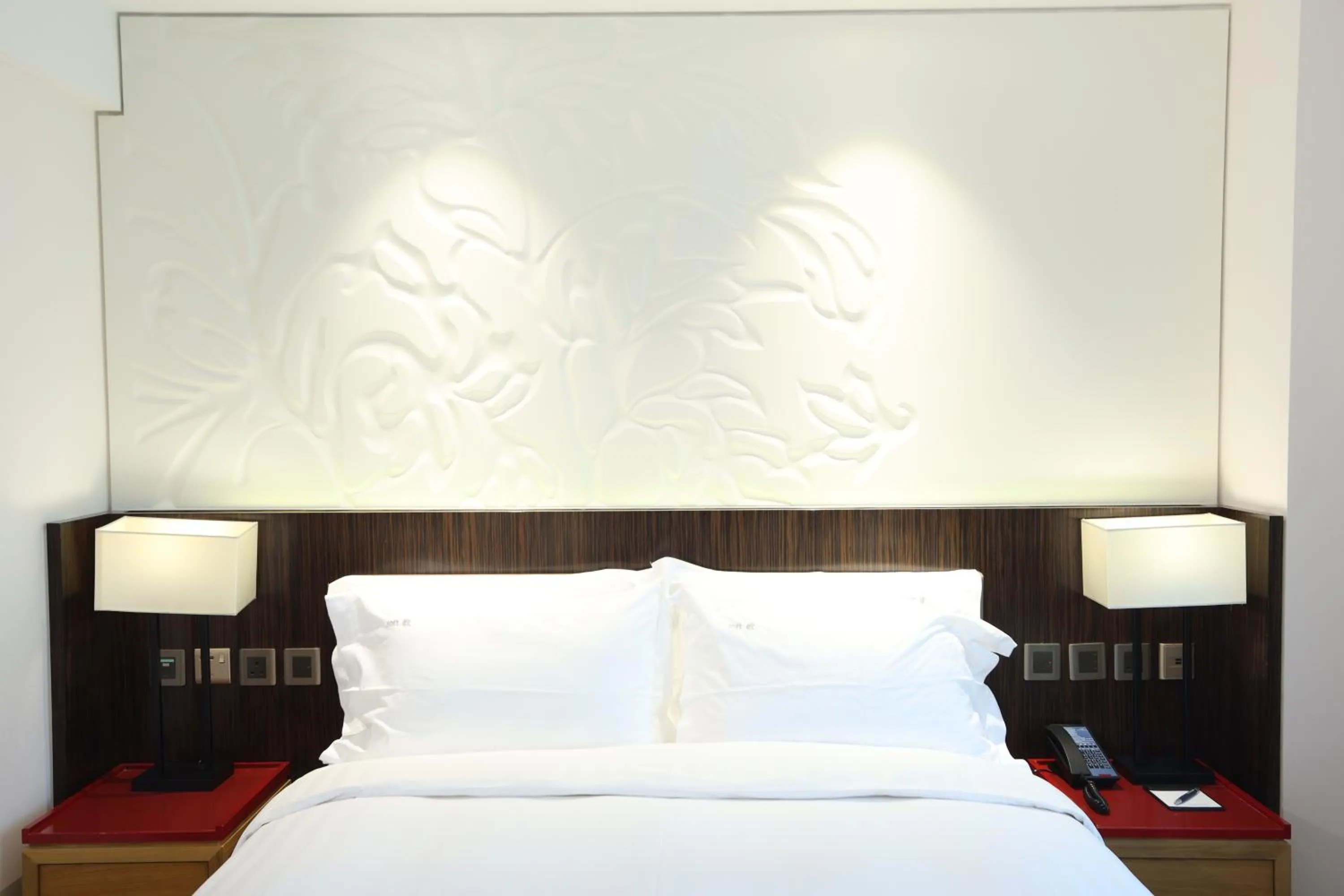 Bed in Wharney Hotel