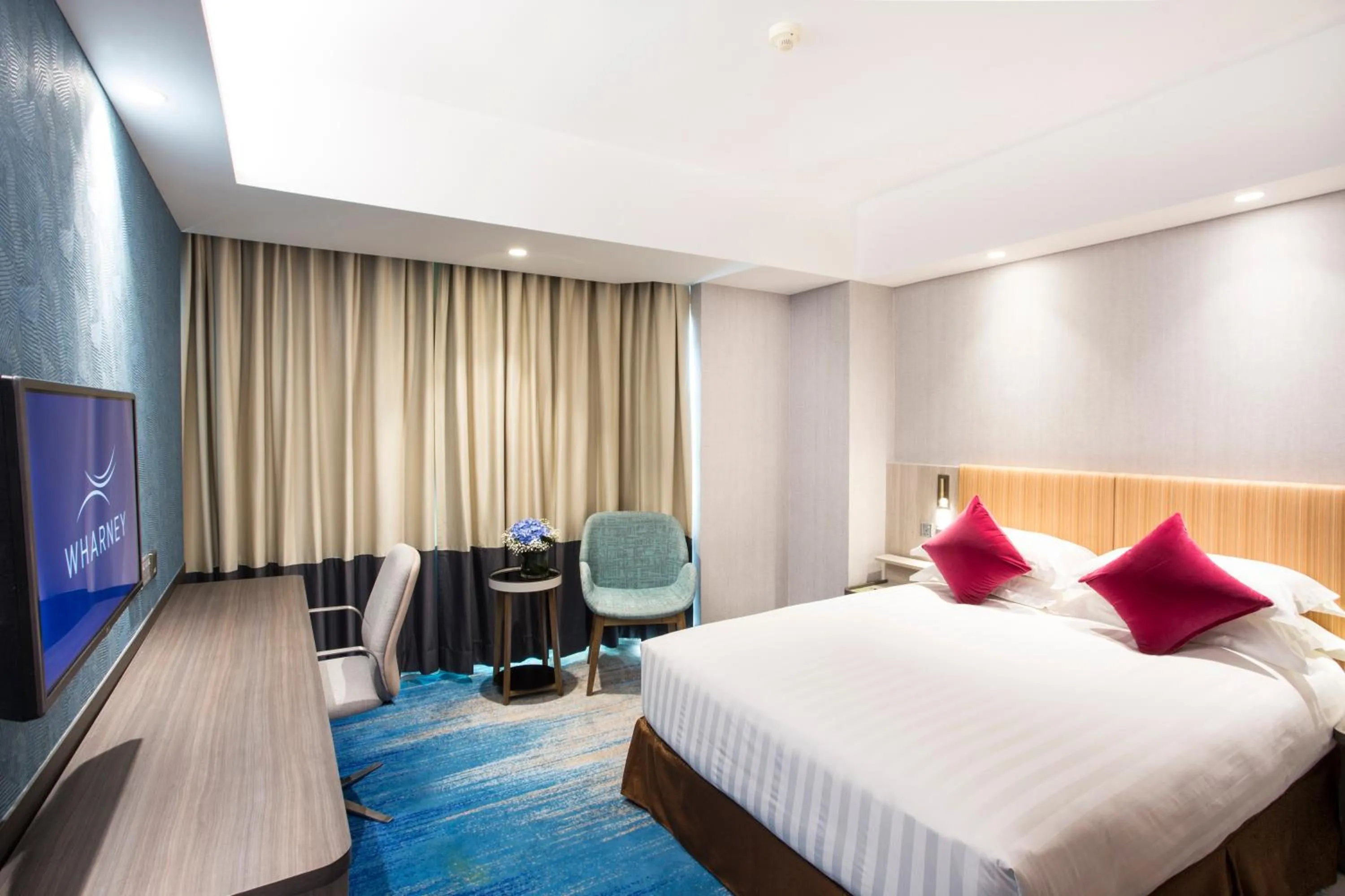 Bed in Wharney Hotel