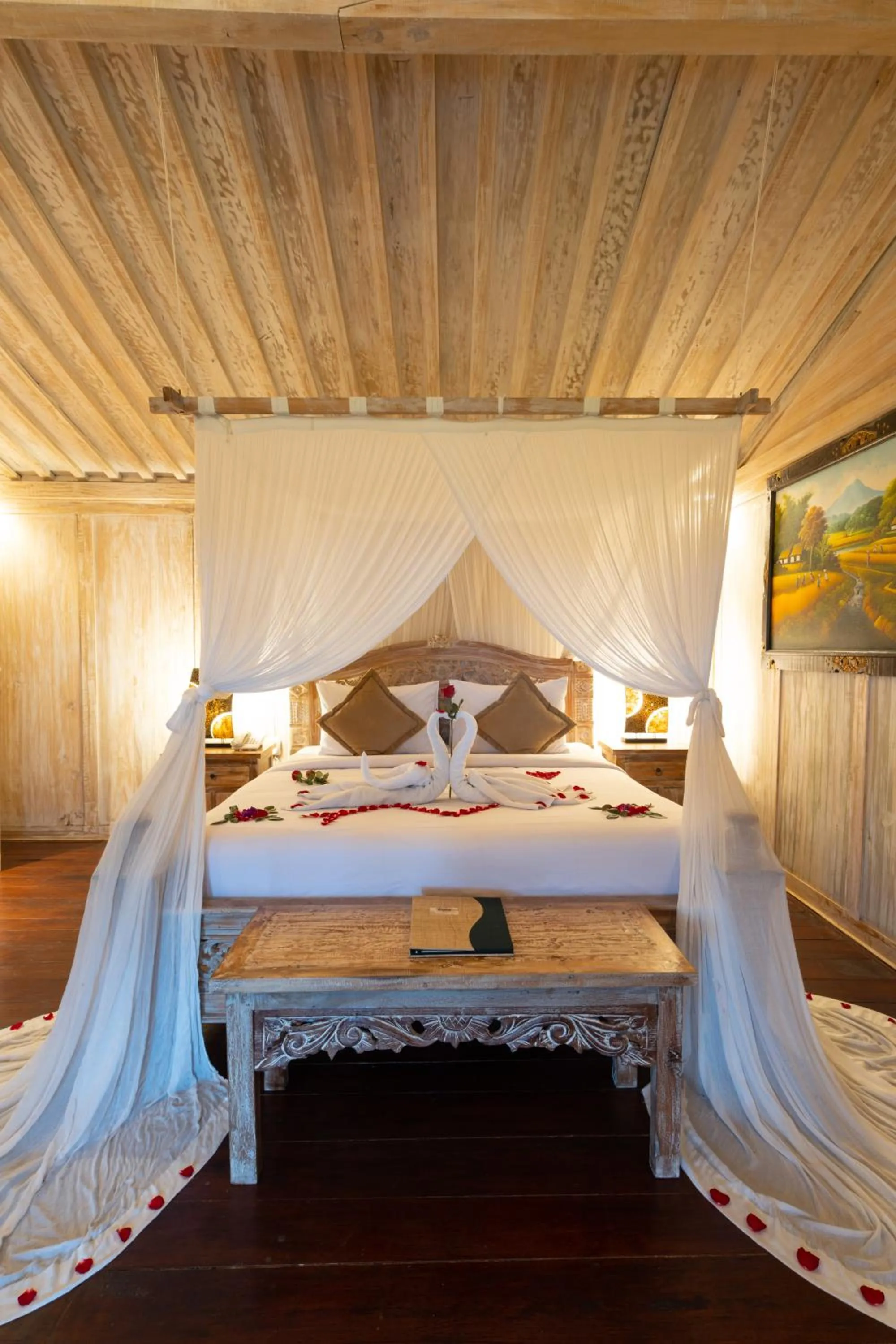 Bed in Uma Sebatu Villa Ubud