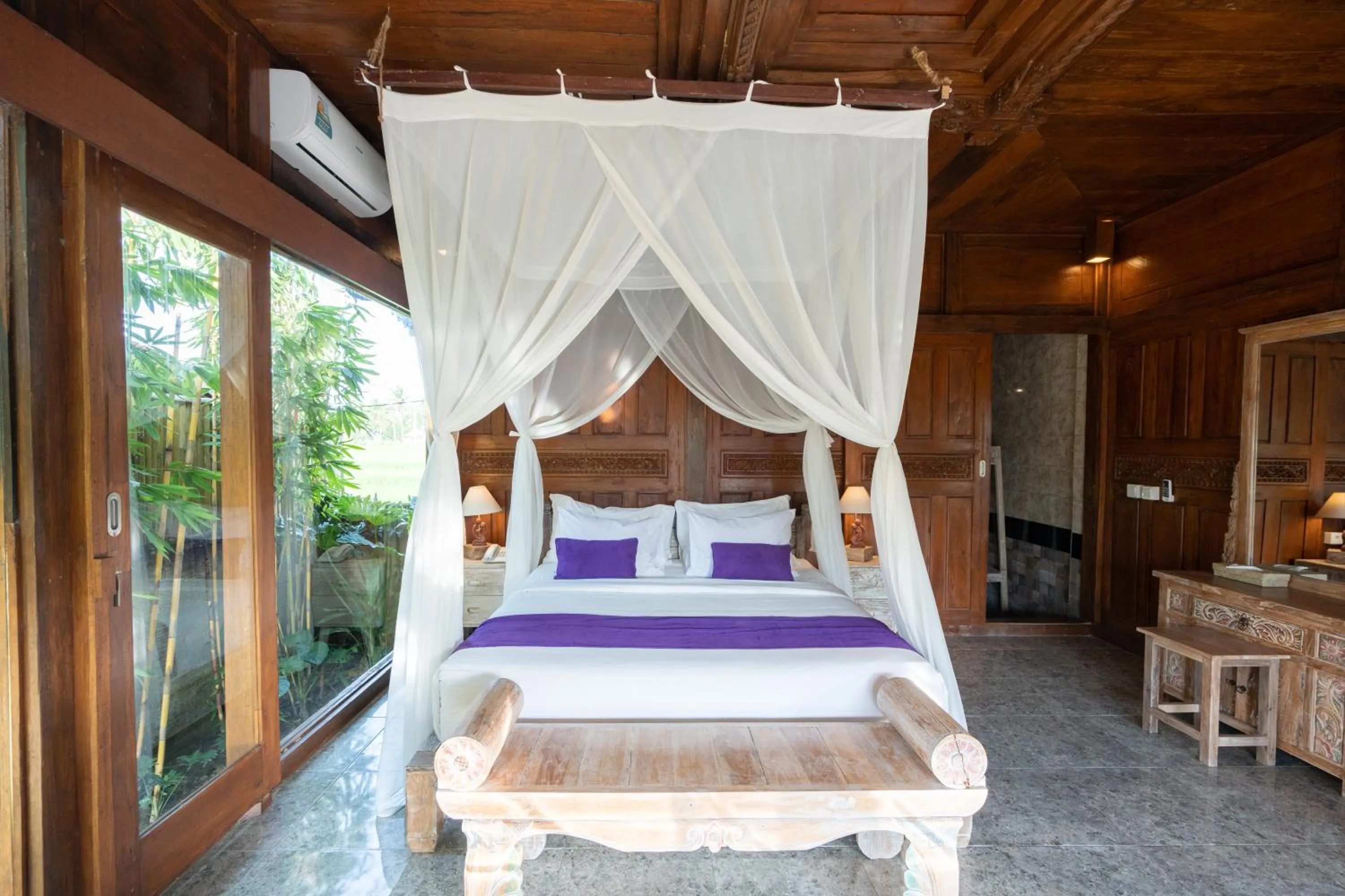 Bed in Uma Sebatu Villa Ubud