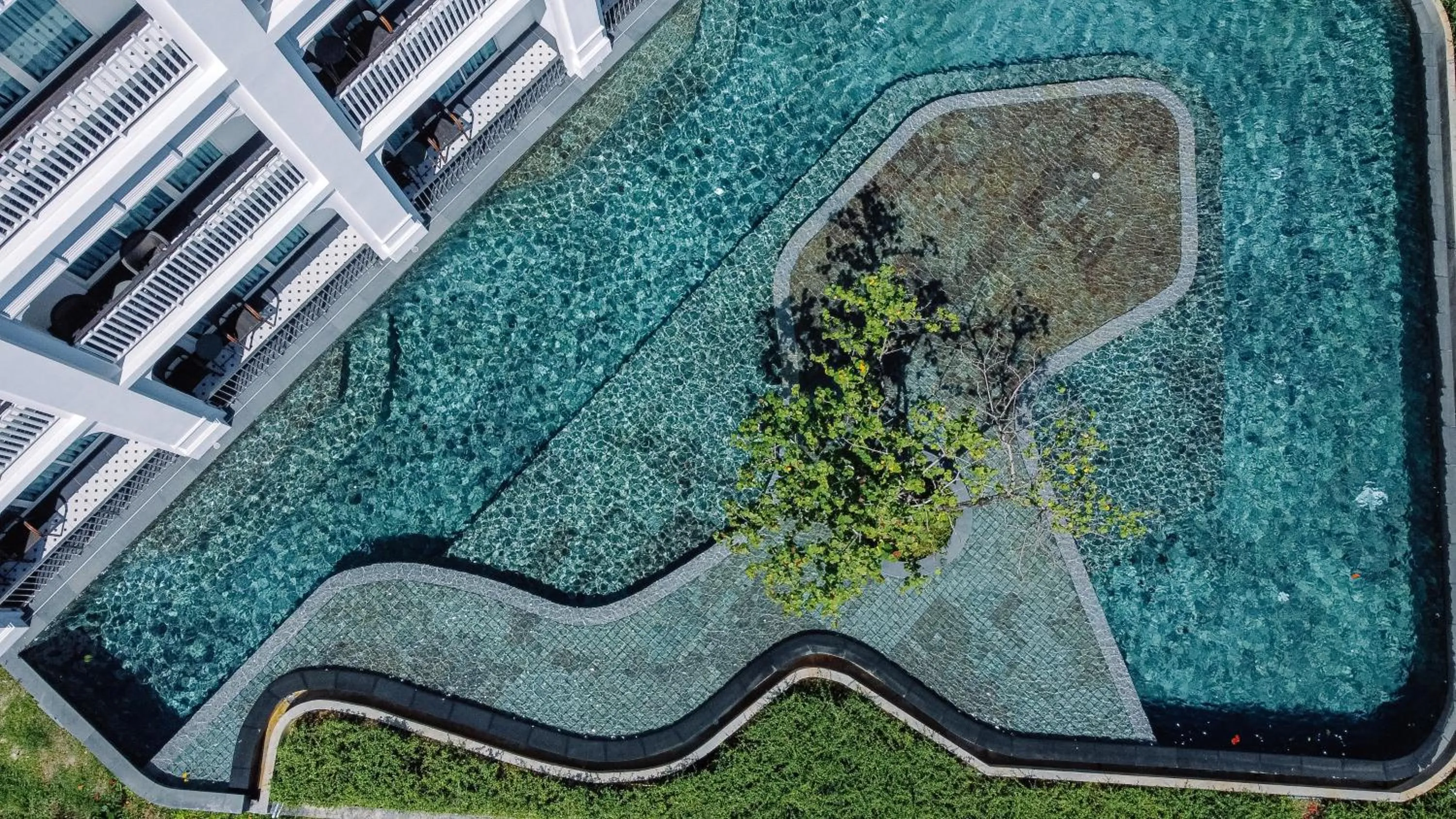 Property building in Marina Gallery Resort-KACHA-Kalim Bay by Sugar Marina Boutique Hotels