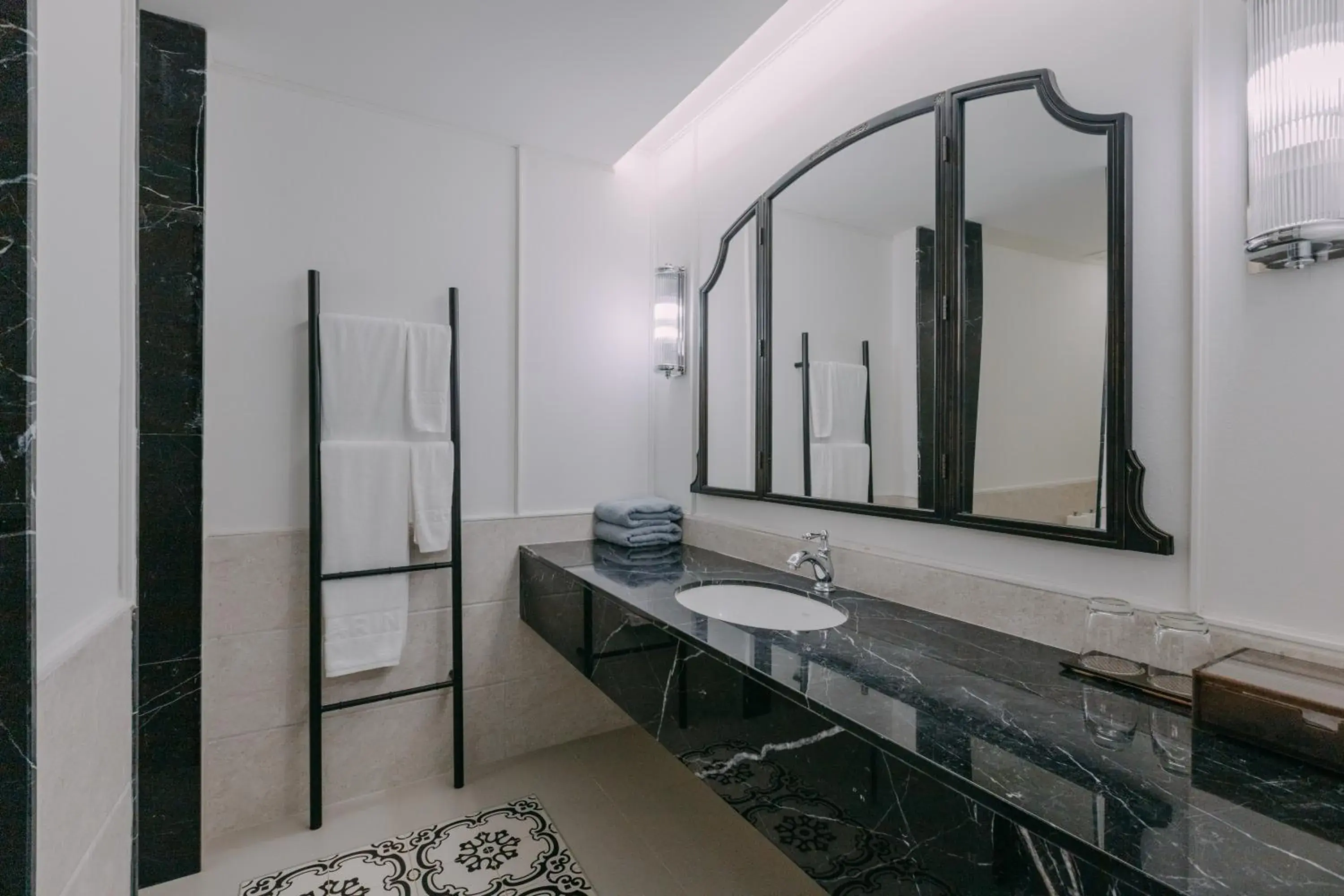 Deluxe Sea View in Marina Gallery Resort-KACHA-Kalim Bay by Sugar Marina Boutique Hotels Deluxe Sea View in Marina Gallery Resort-KACHA-Kalim Bay by Sugar Marina Boutique Hotels