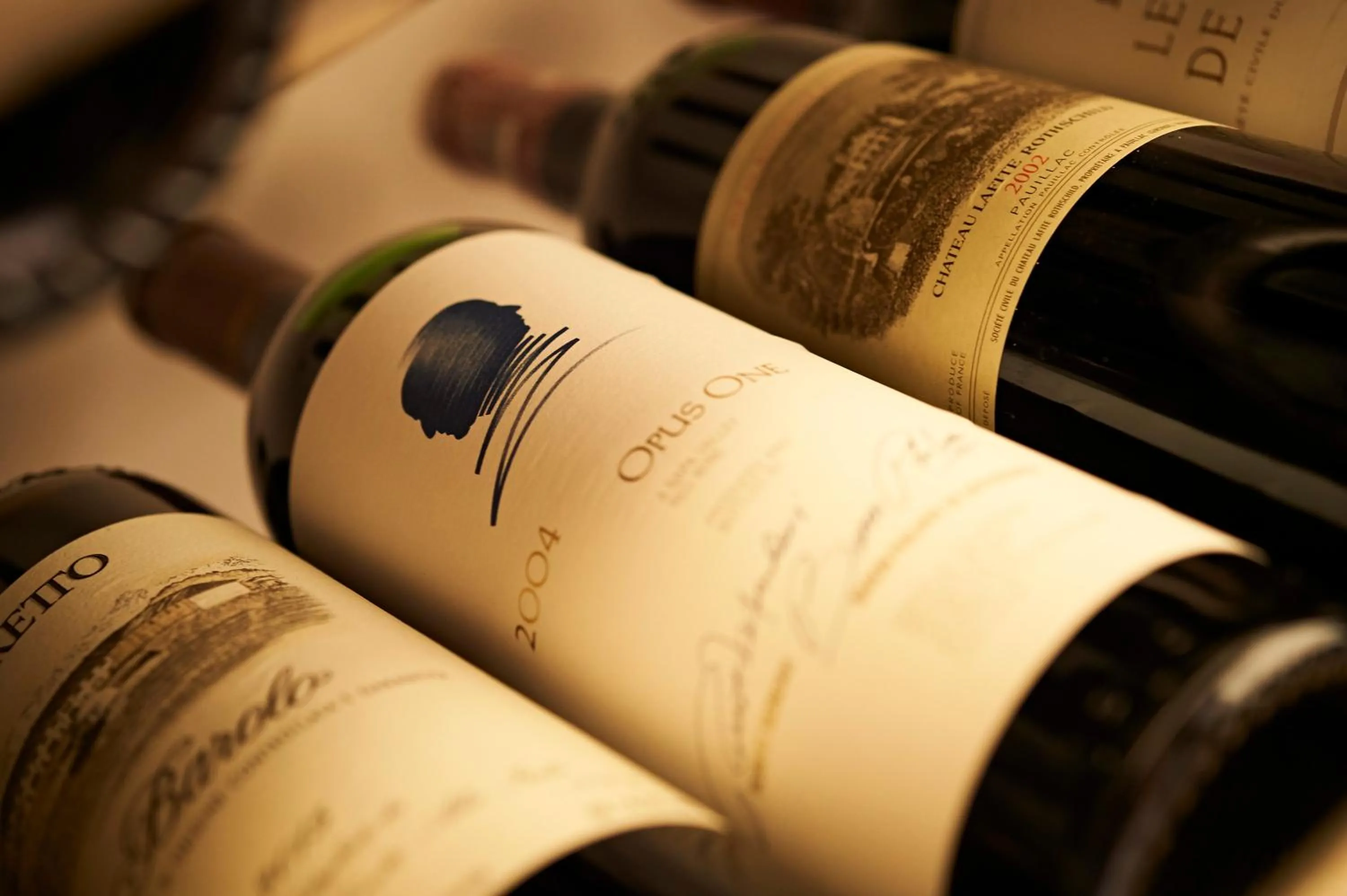 Restaurant/places to eat in Grand Bleu Gamin