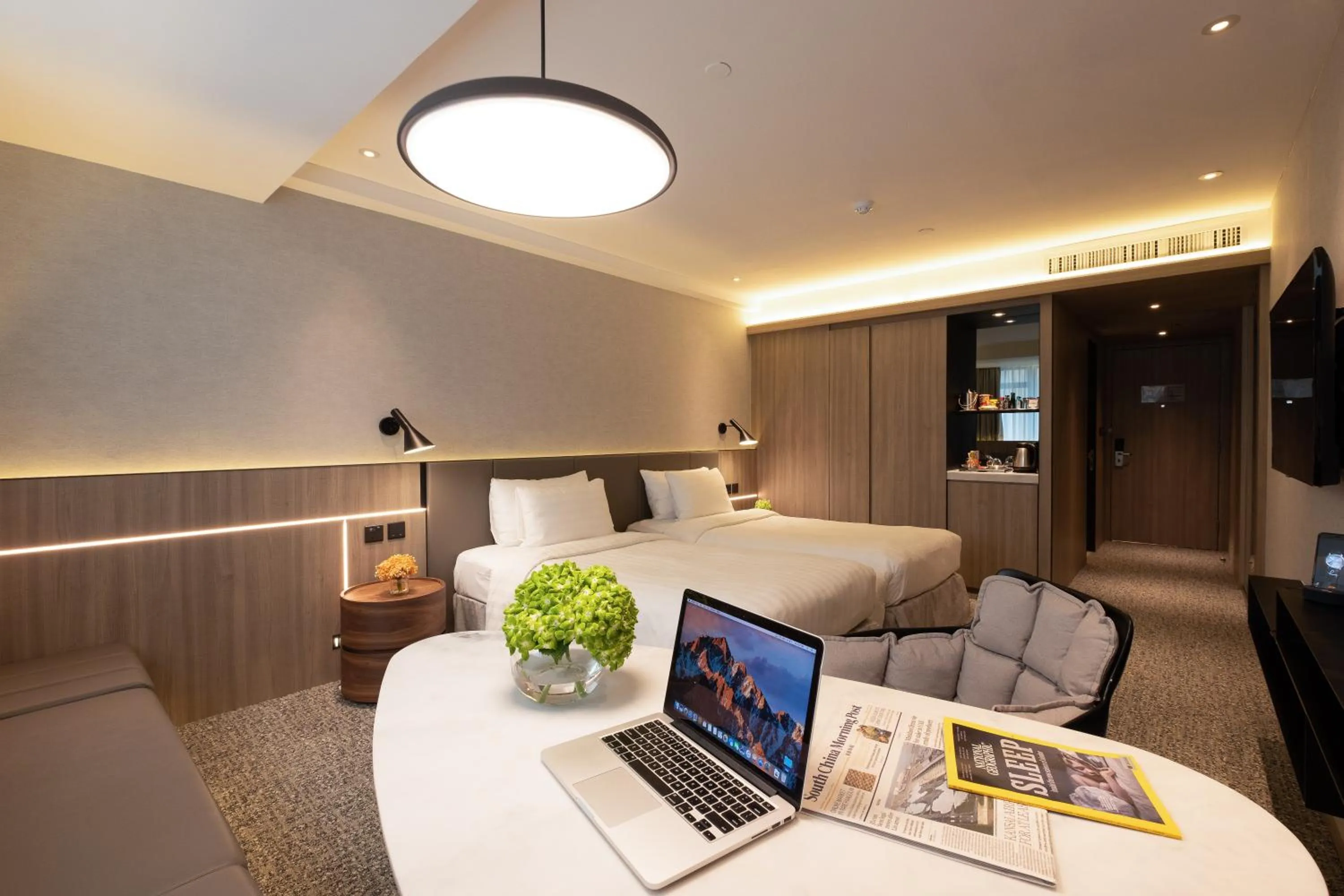 Photo of the whole room in Nathan Hotel