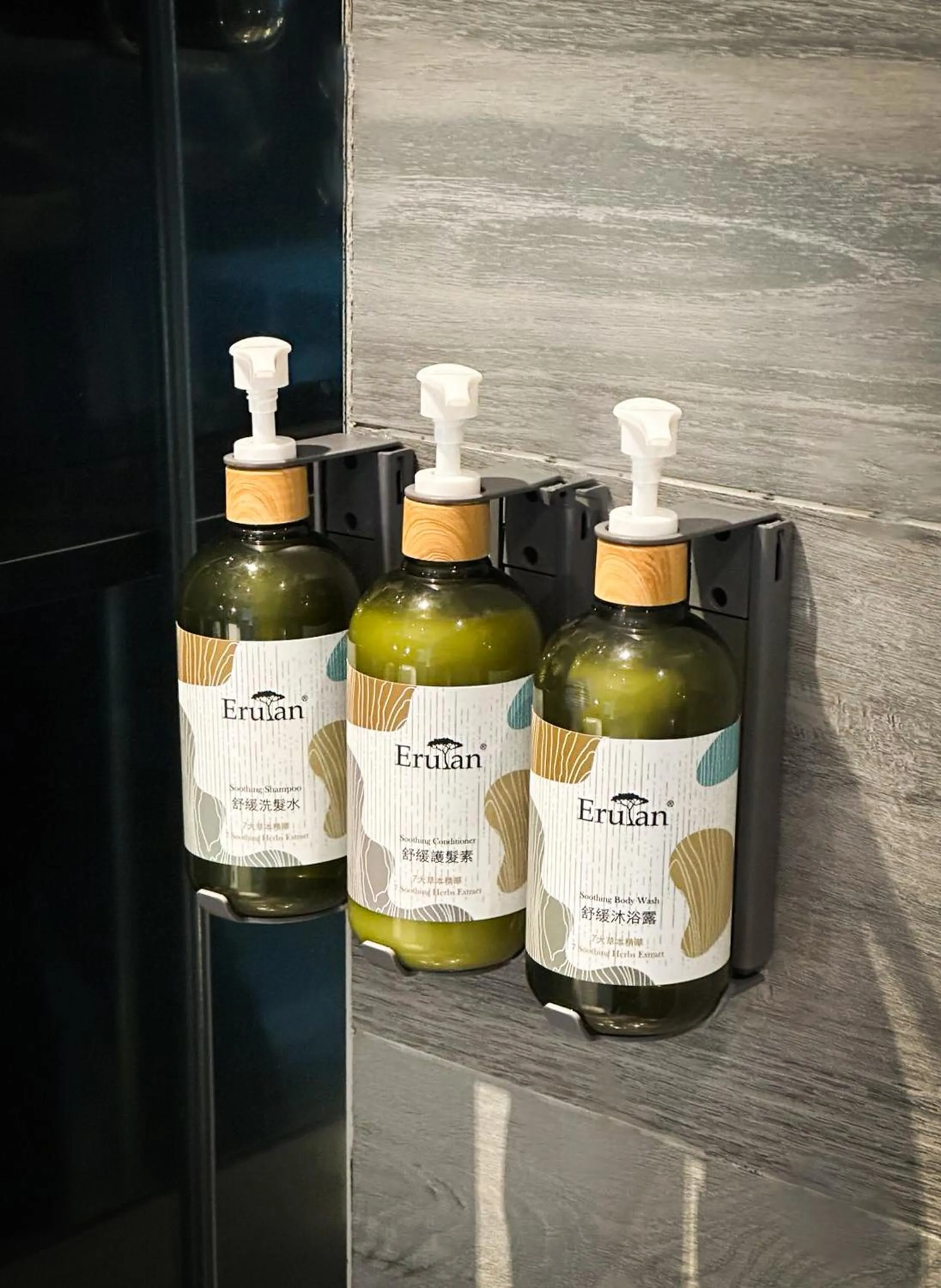 Bathroom in Nathan Hotel