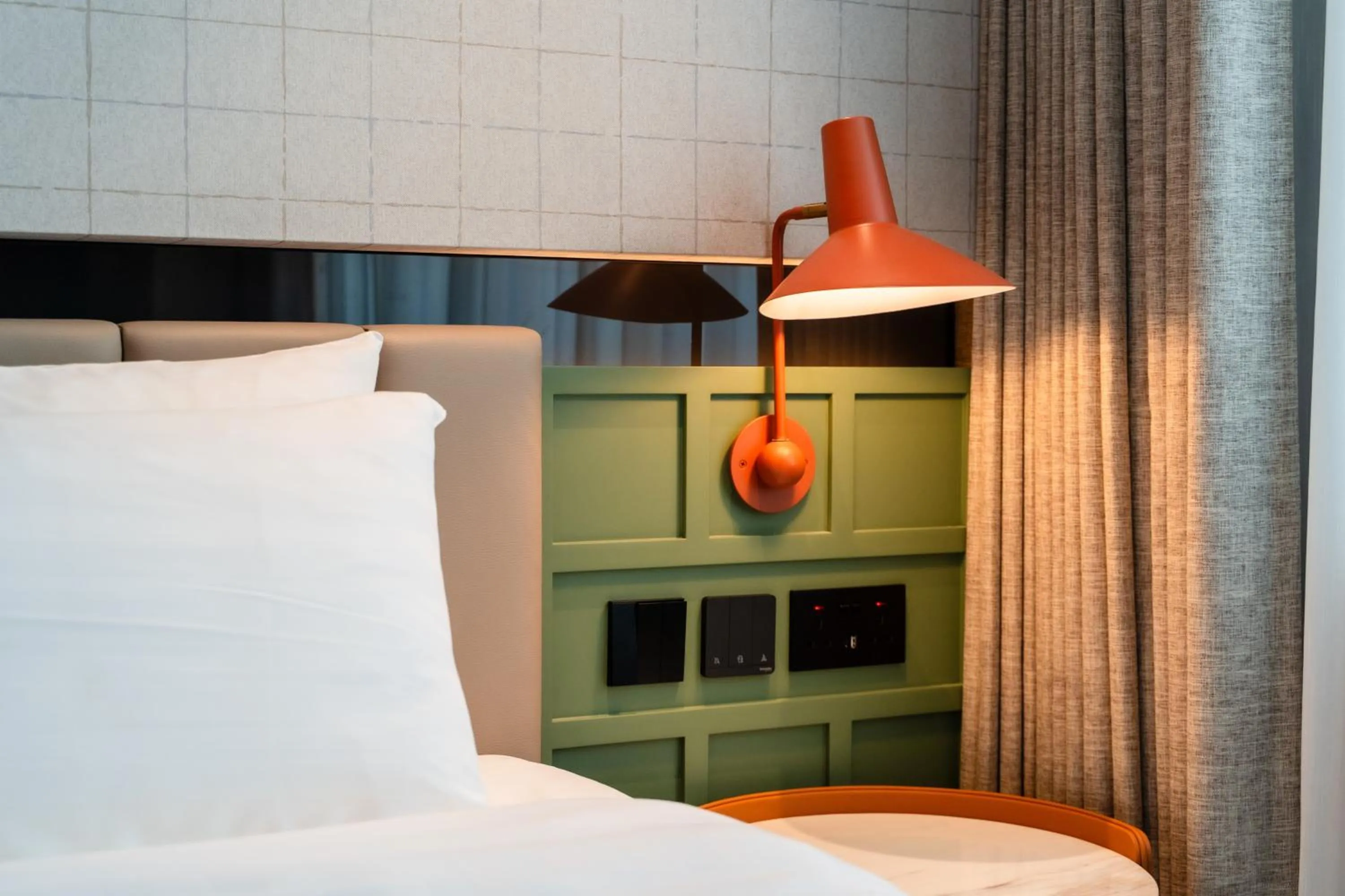 Bedroom, Bed in Nathan Hotel