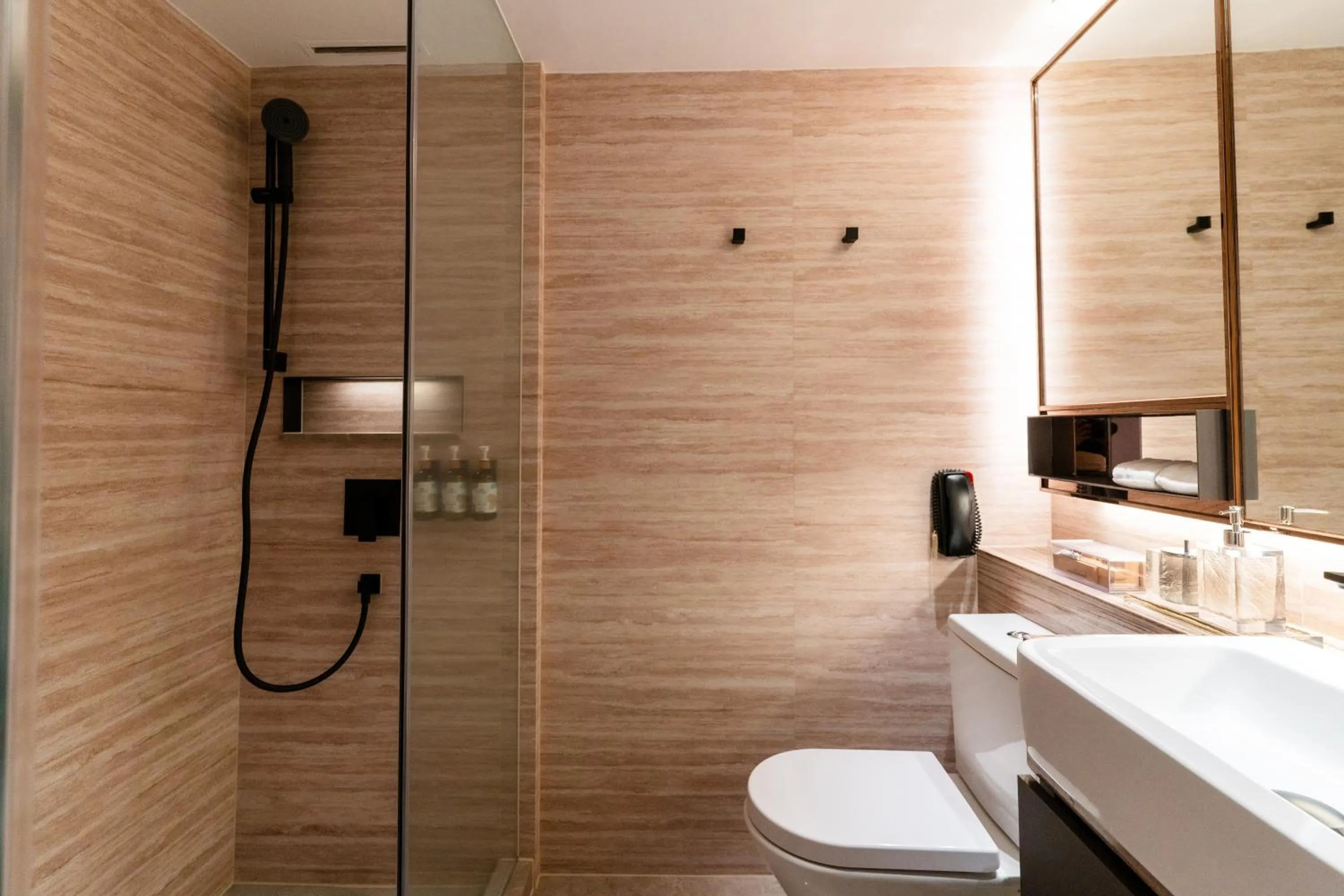 Bathroom in Nathan Hotel