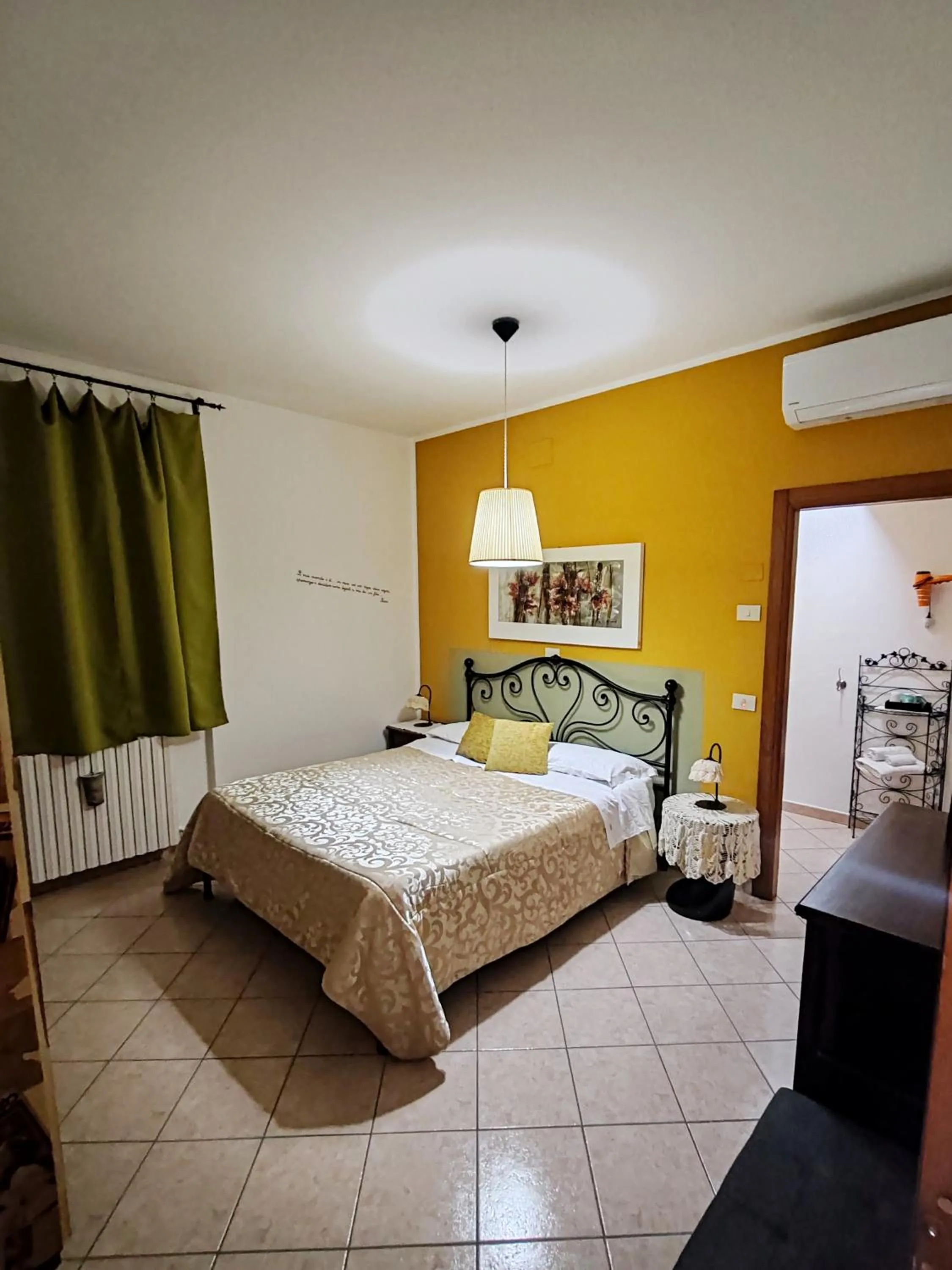 Bed in B&B A Casa di Mael