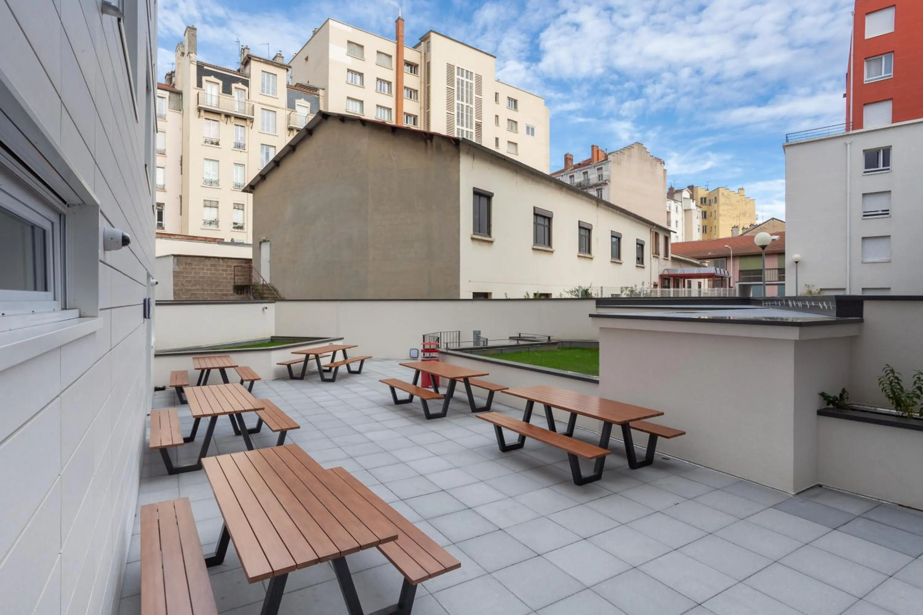 Balcony/Terrace in MEININGER Hotel Lyon Centre Berthelot