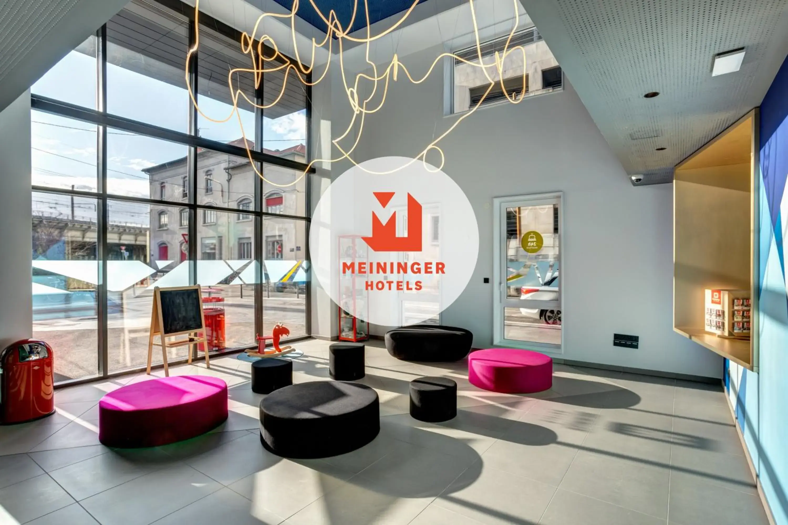 MEININGER Hotel Lyon Centre Berthelot MEININGER Hotel Lyon Centre Berthelot