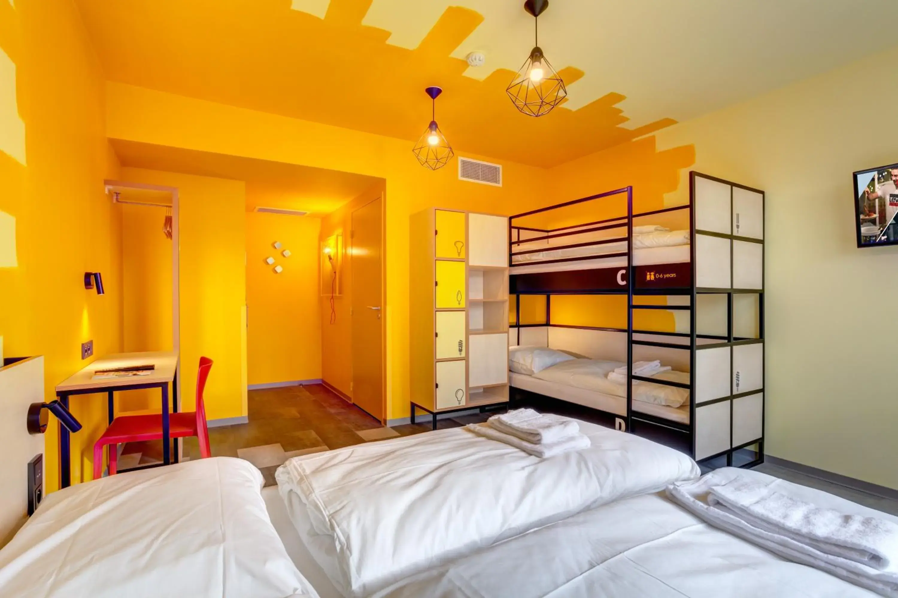 Bed in 4-Bed Female Dormitory Room in MEININGER Hotel Lyon Centre Berthelot Bed in 4-Bed Female Dormitory Room in MEININGER Hotel Lyon Centre Berthelot