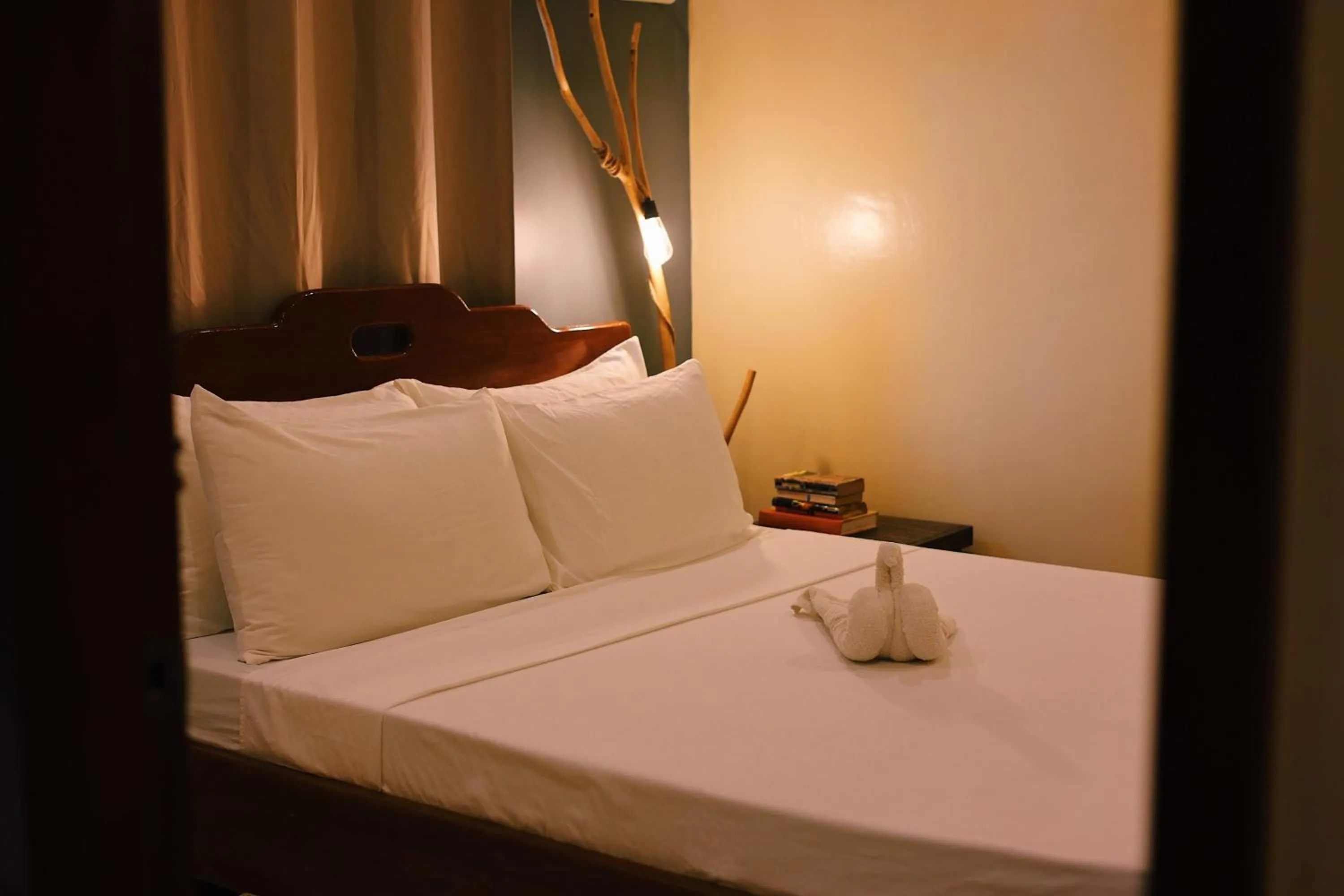 Bed in Happiness Beach Resort Siargao