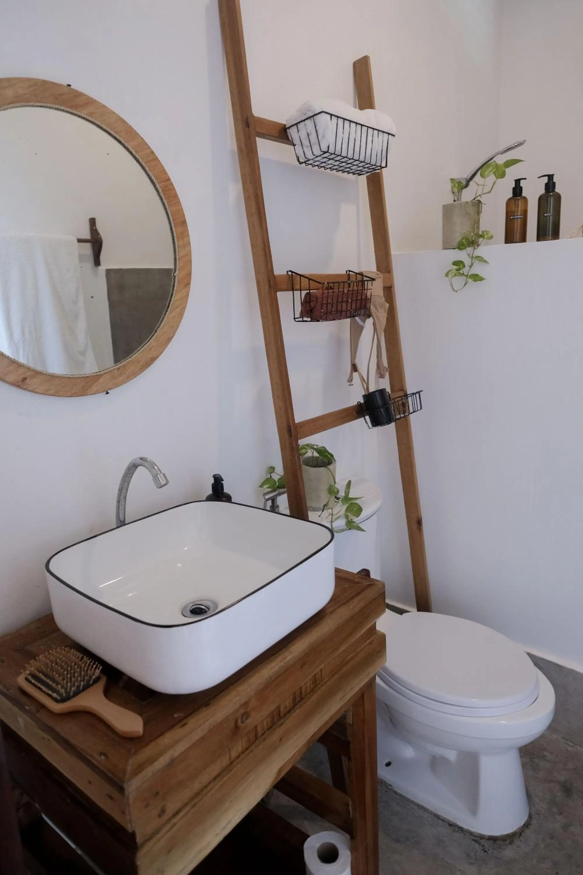 Toilet in Happiness Beach Resort Siargao