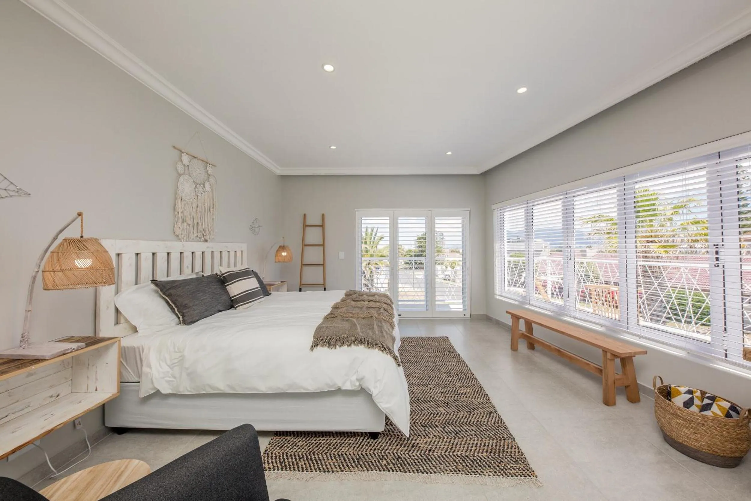 Photo of the whole room, Bed in The Little Palm