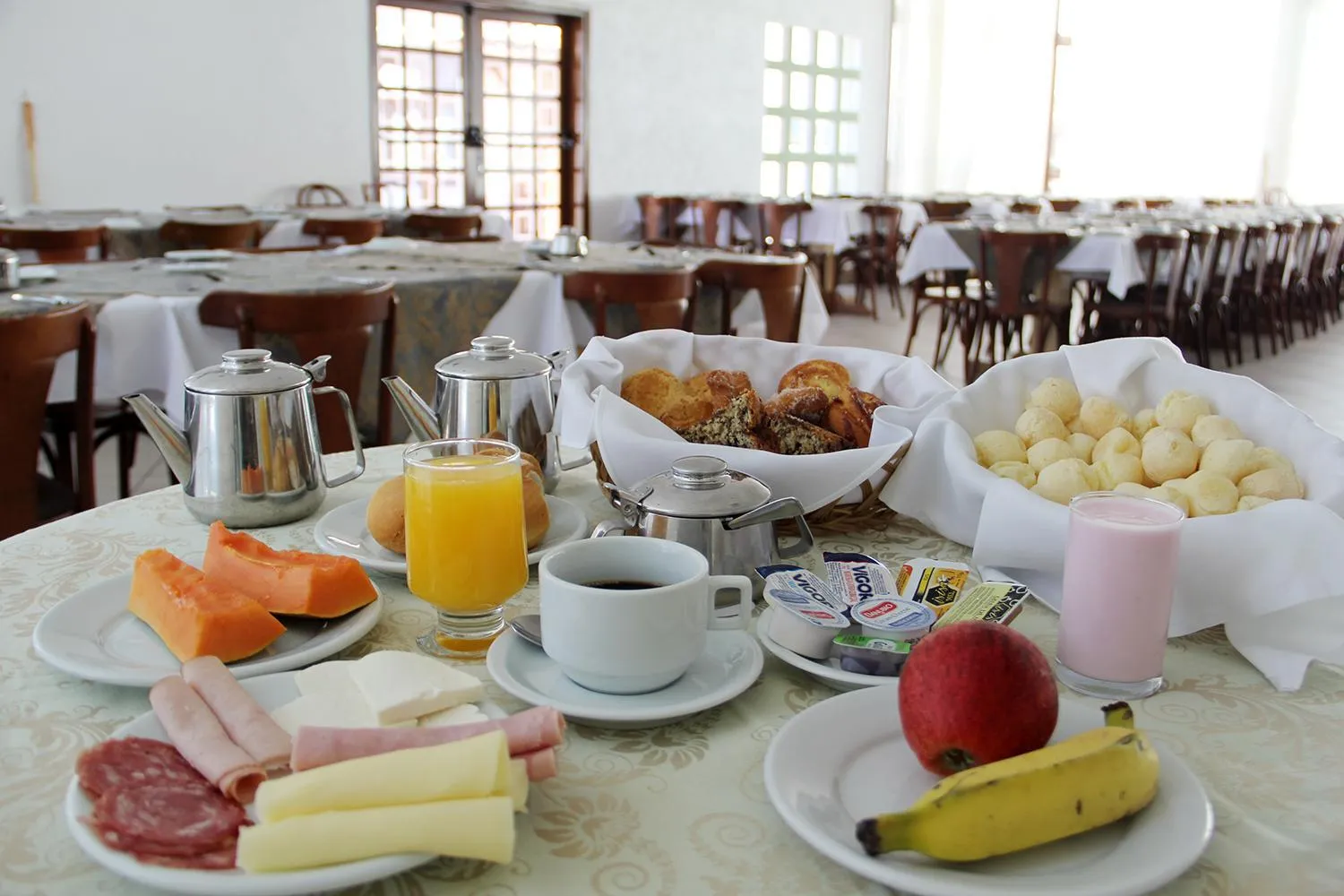 Buffet breakfast in Hotel Villa Santo Agostinho