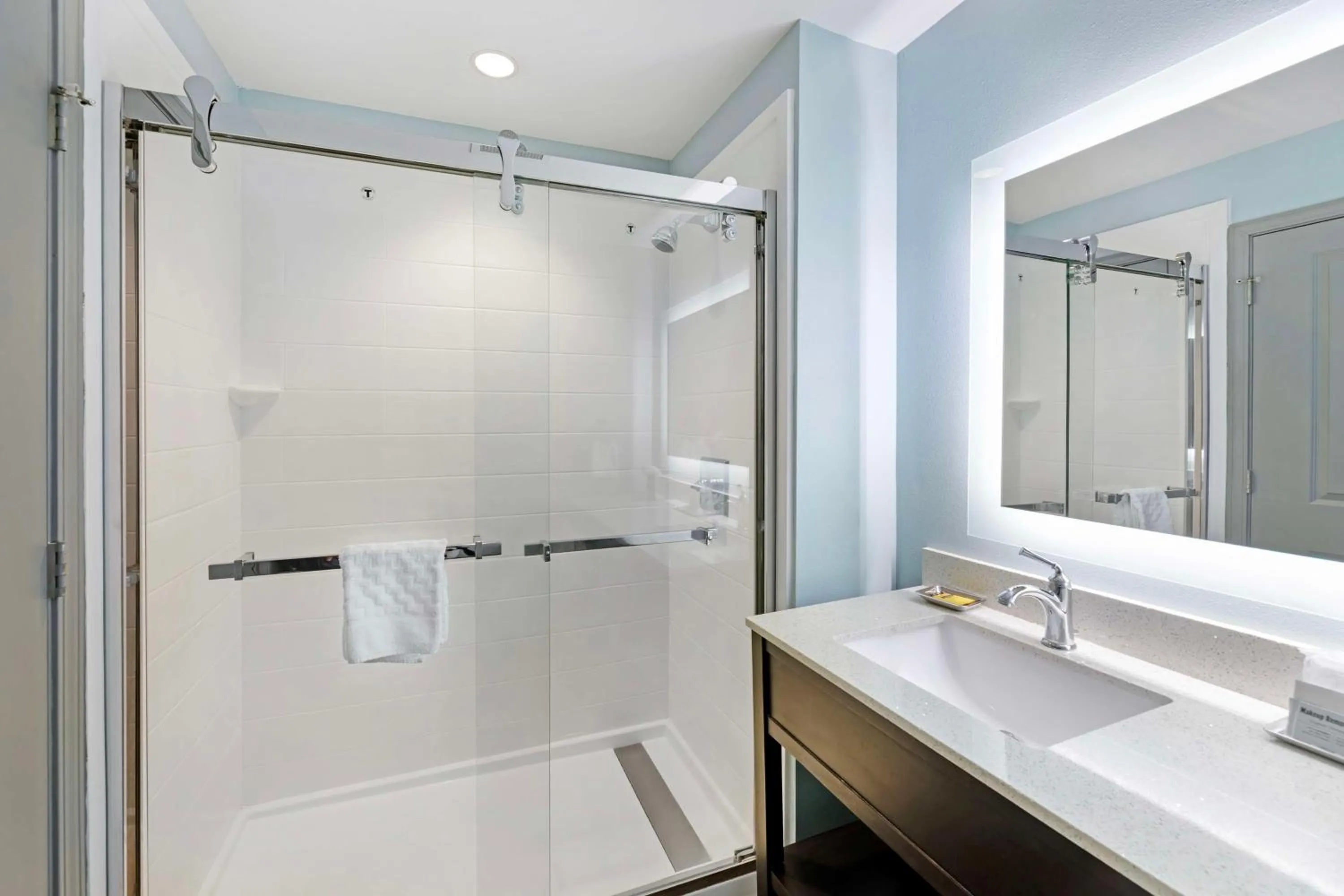 Bathroom in Best Western Plus Executive Residency Marion