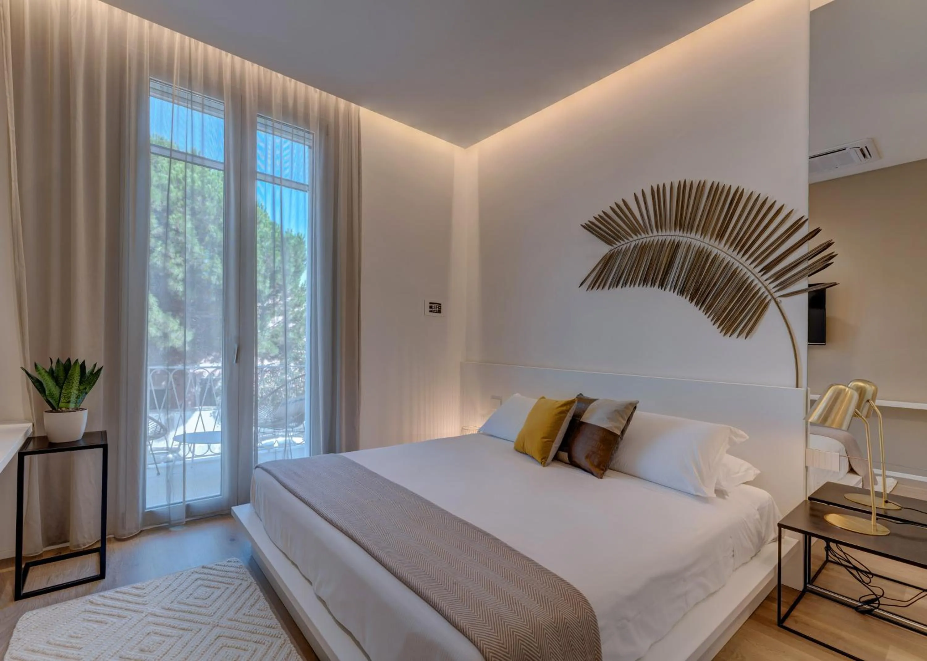Bedroom, Bed in Le Palmette Suites