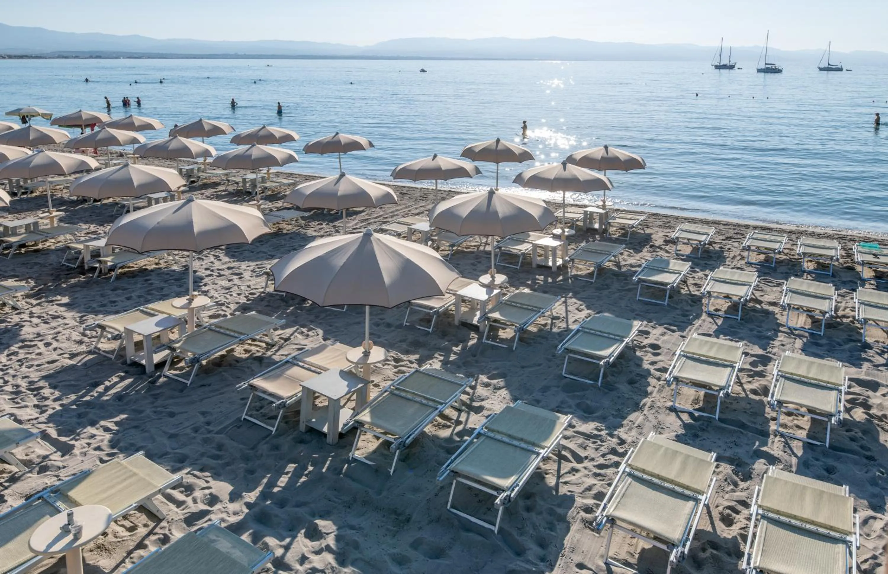 Beach in Le Palmette Suites