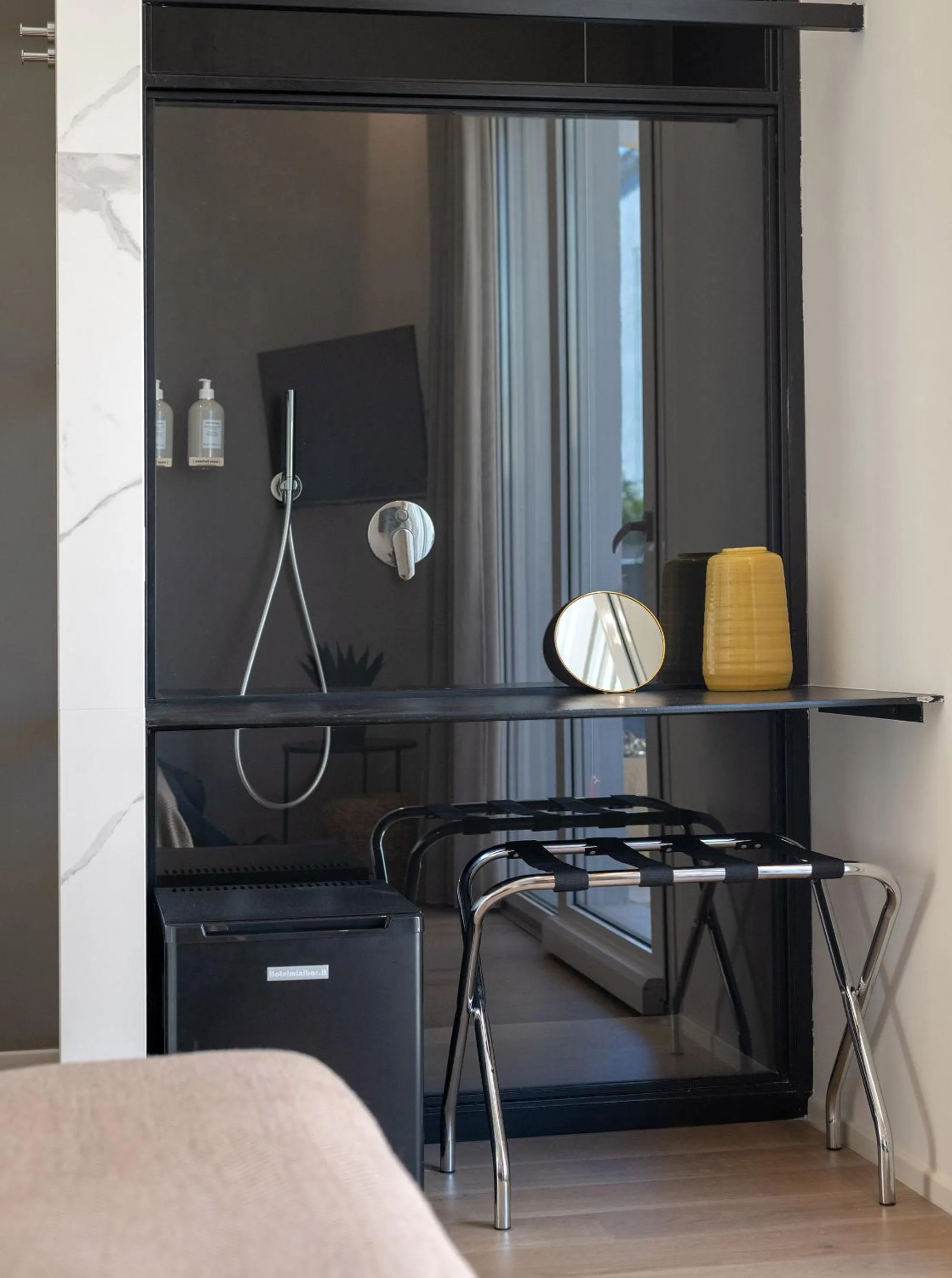 Shower in Le Palmette Suites