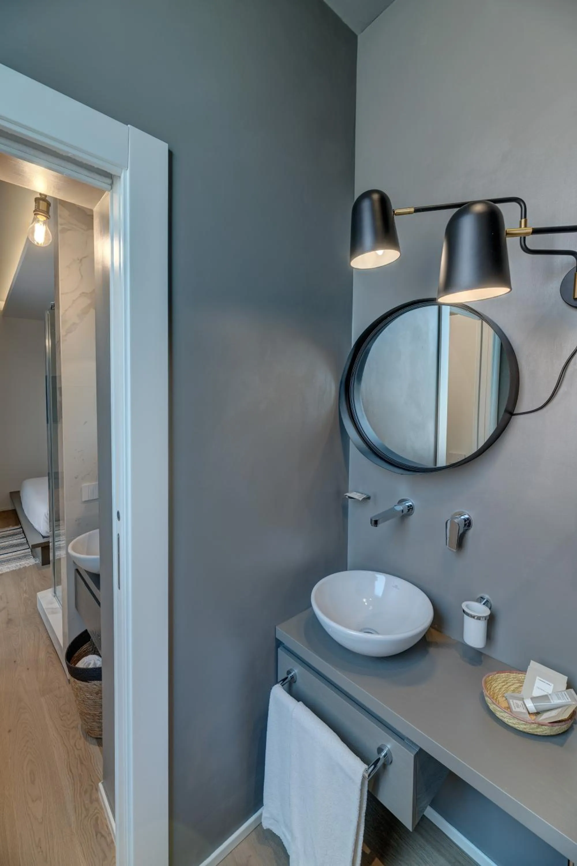 Bathroom in Le Palmette Suites