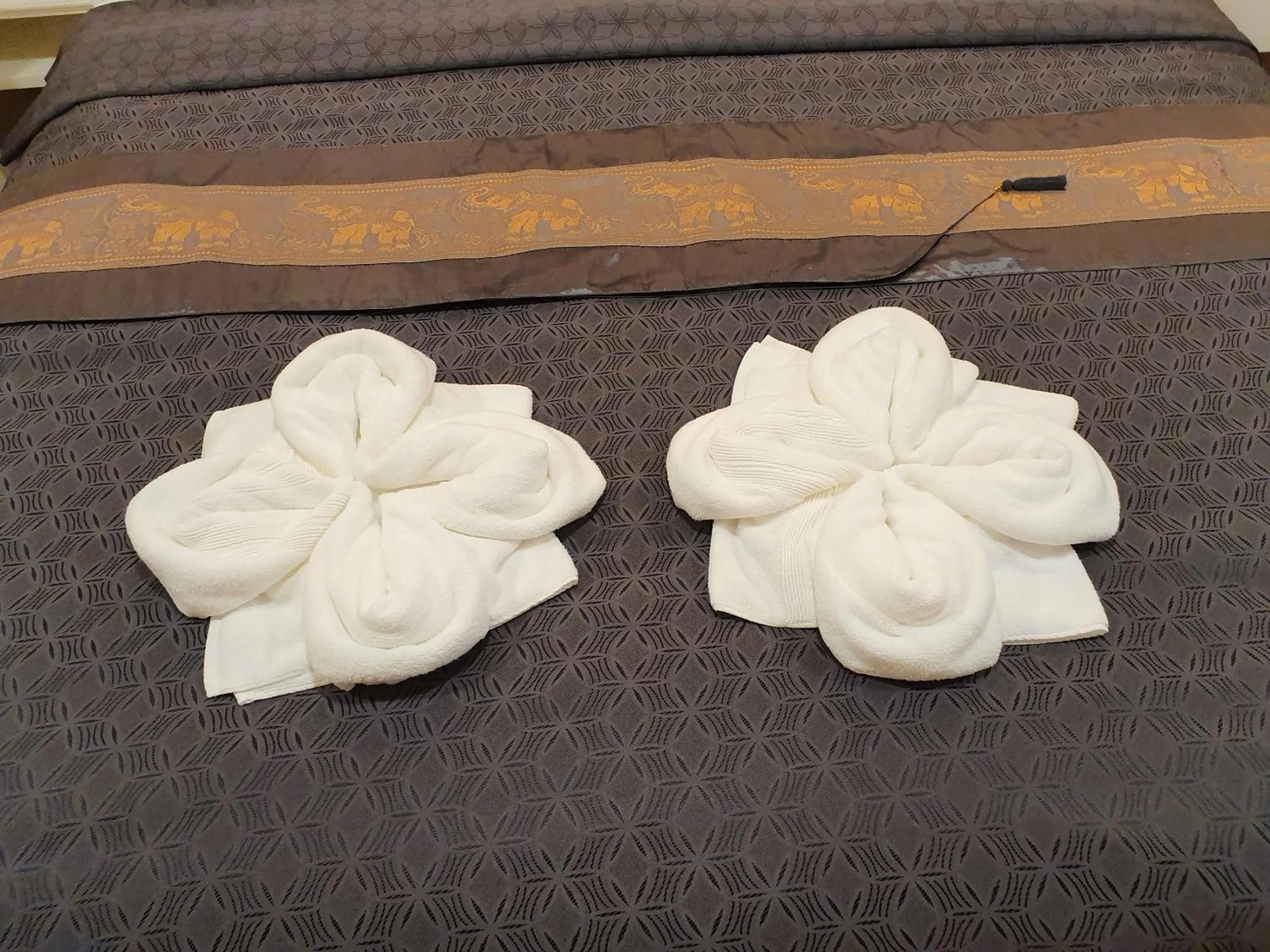 towels, Bed in Cana Boutique Hotel