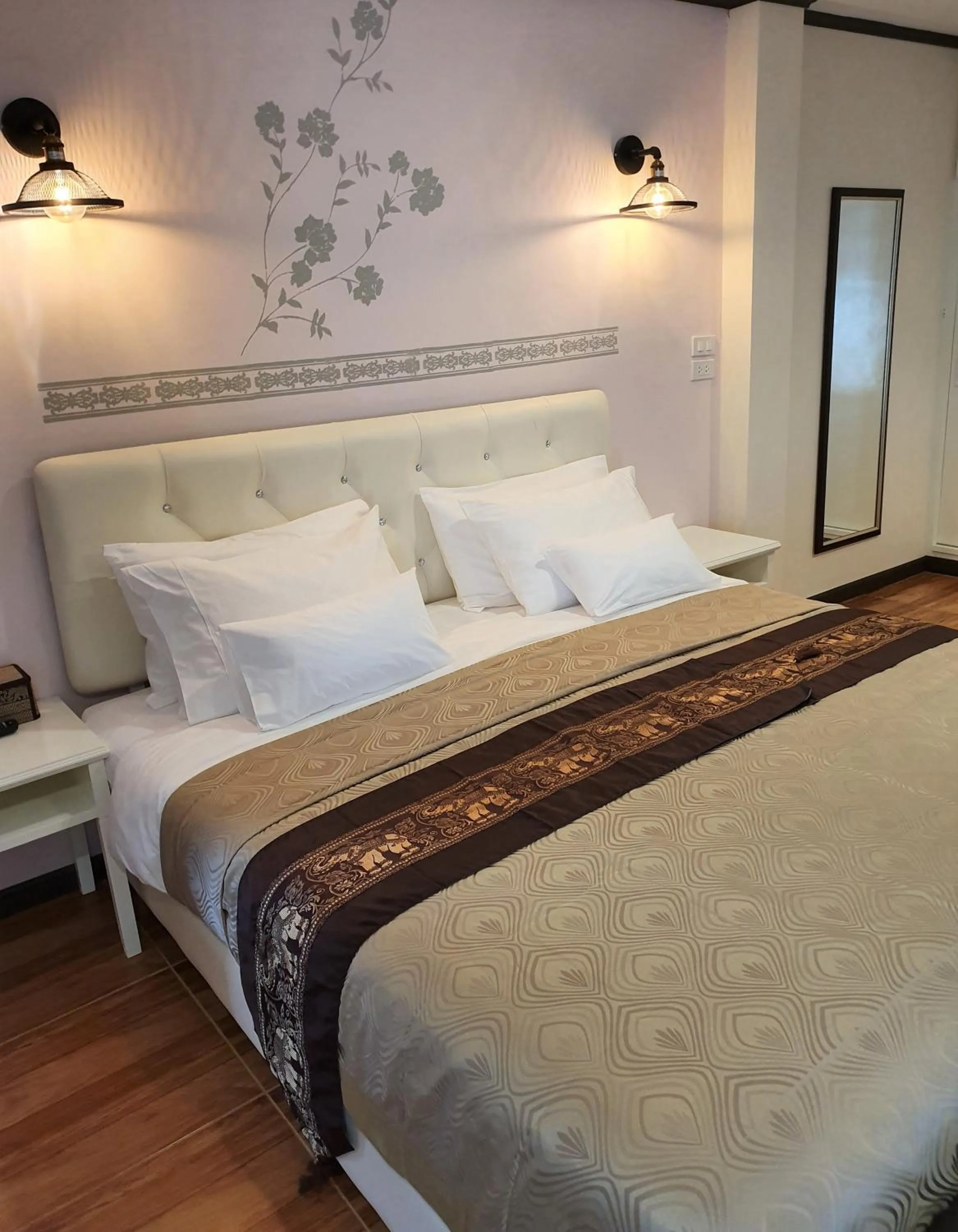 Bedroom, Bed in Cana Boutique Hotel