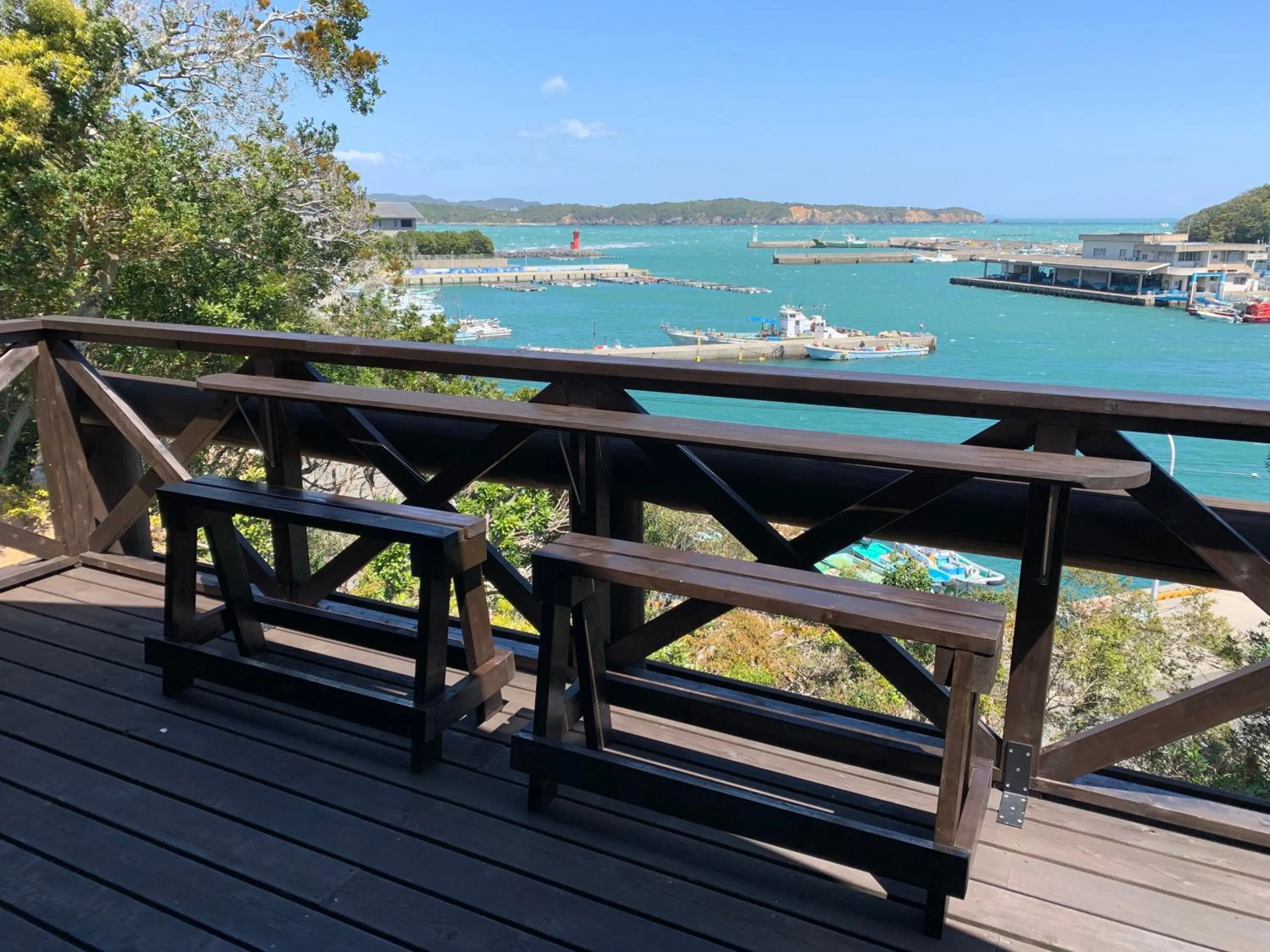 Balcony/Terrace in LOG HOUSE at Shima