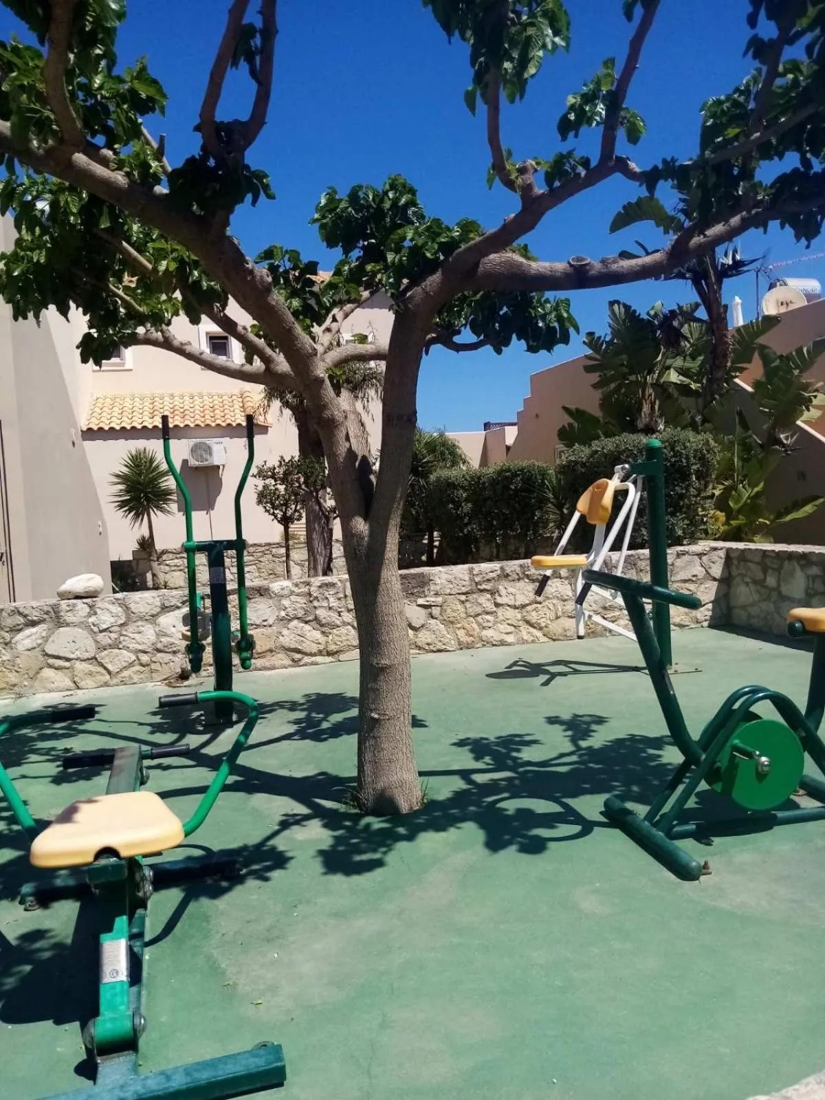 Fitness centre/facilities in Azure Beach Villas