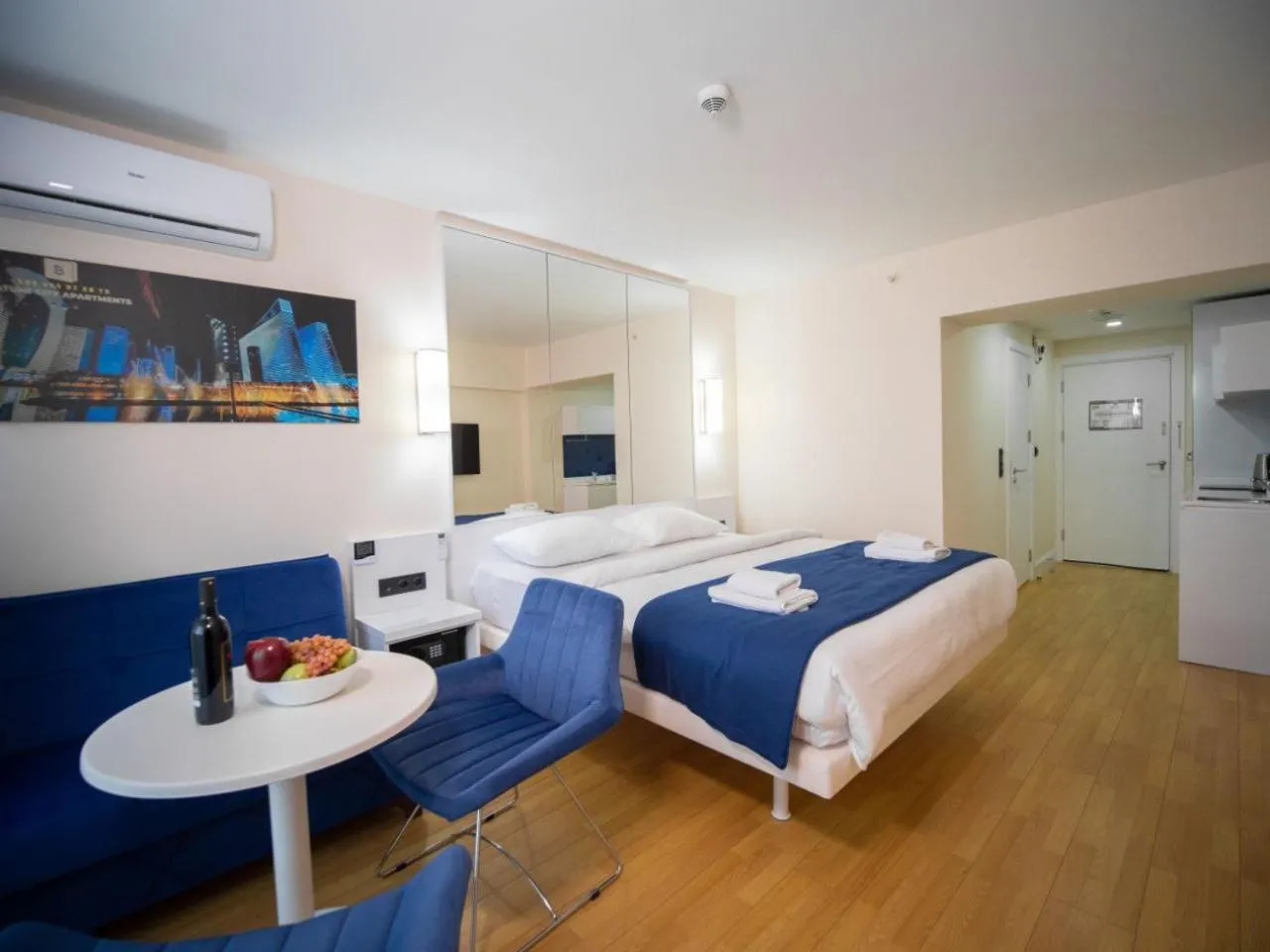 Bed in Royal Sea Breeze Apartments