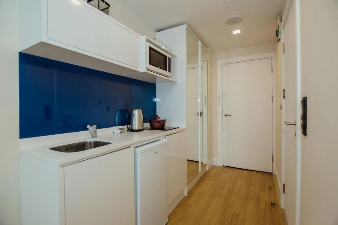 Kitchen or kitchenette in Royal Sea Breeze Apartments