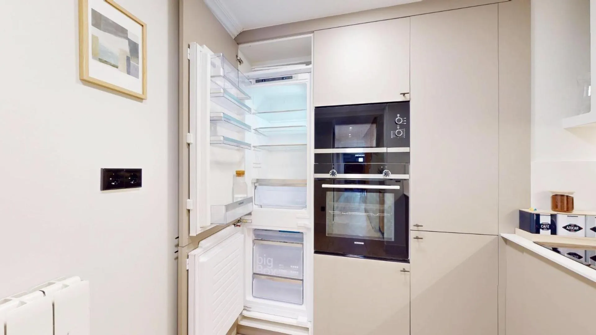 Decorative detail in Sol y El Madroño