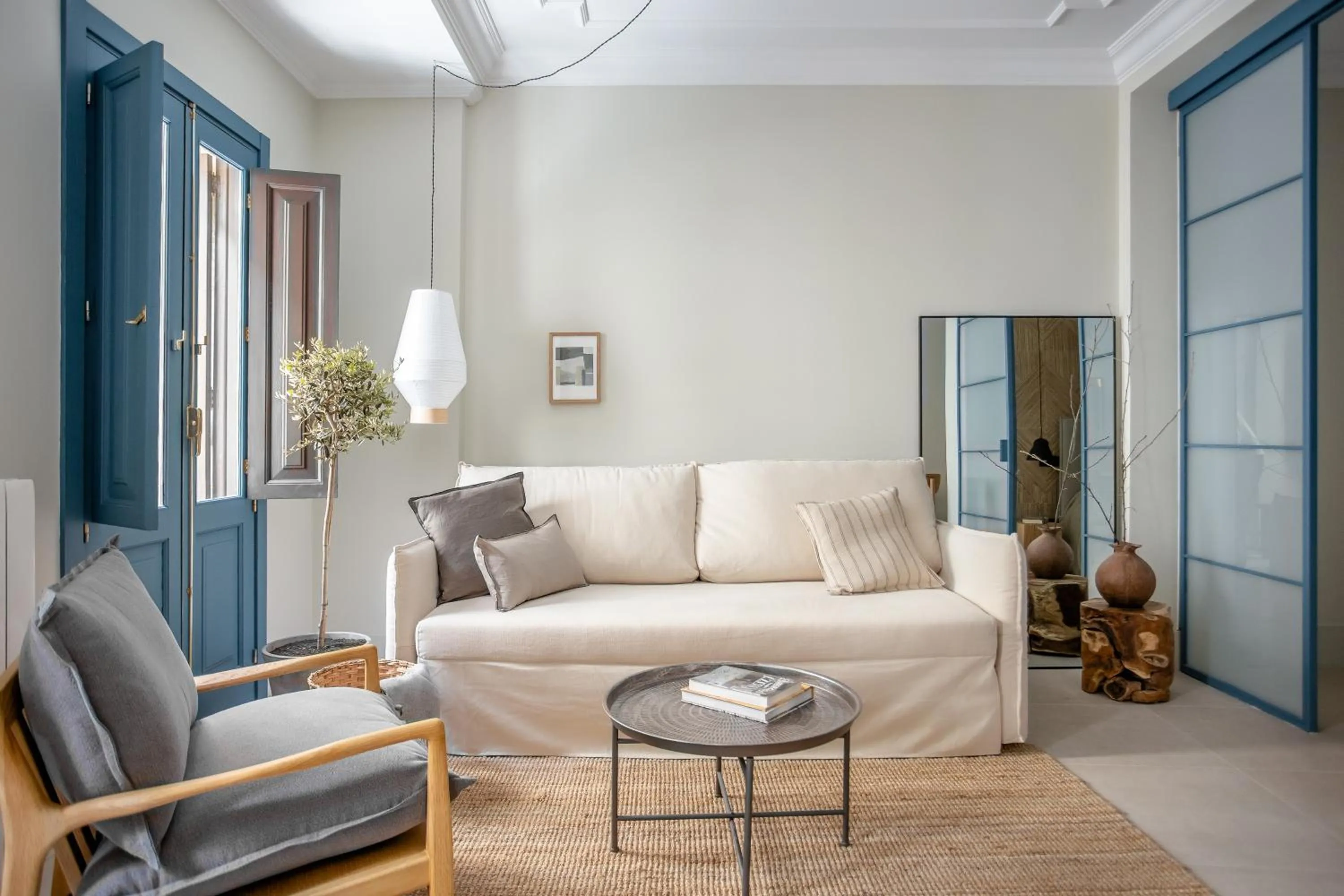 Living room in SEISSTA Madrid Centro "Remodelado"