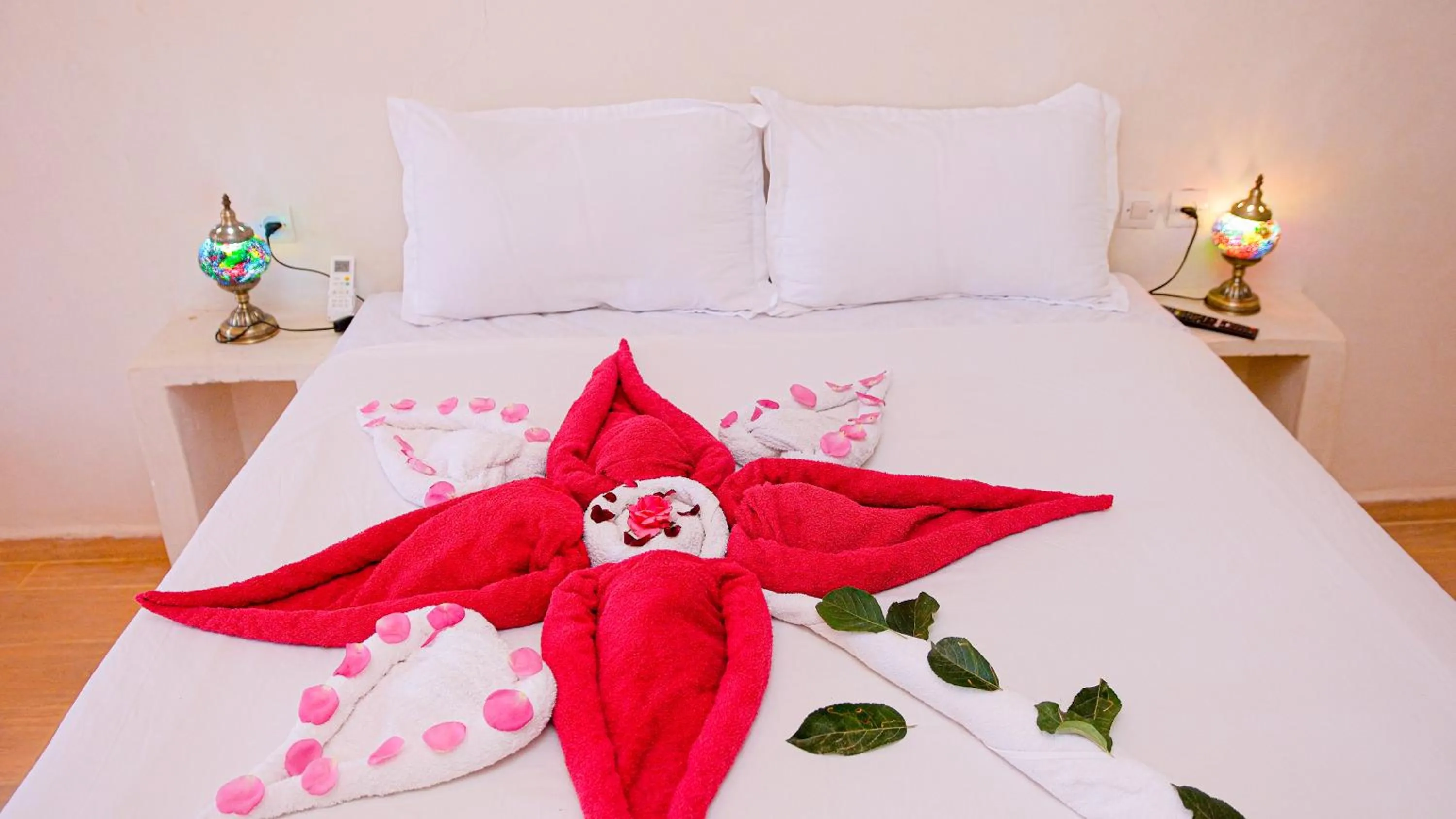 Bed in Les Jardins d Amizmiz 6 piscines