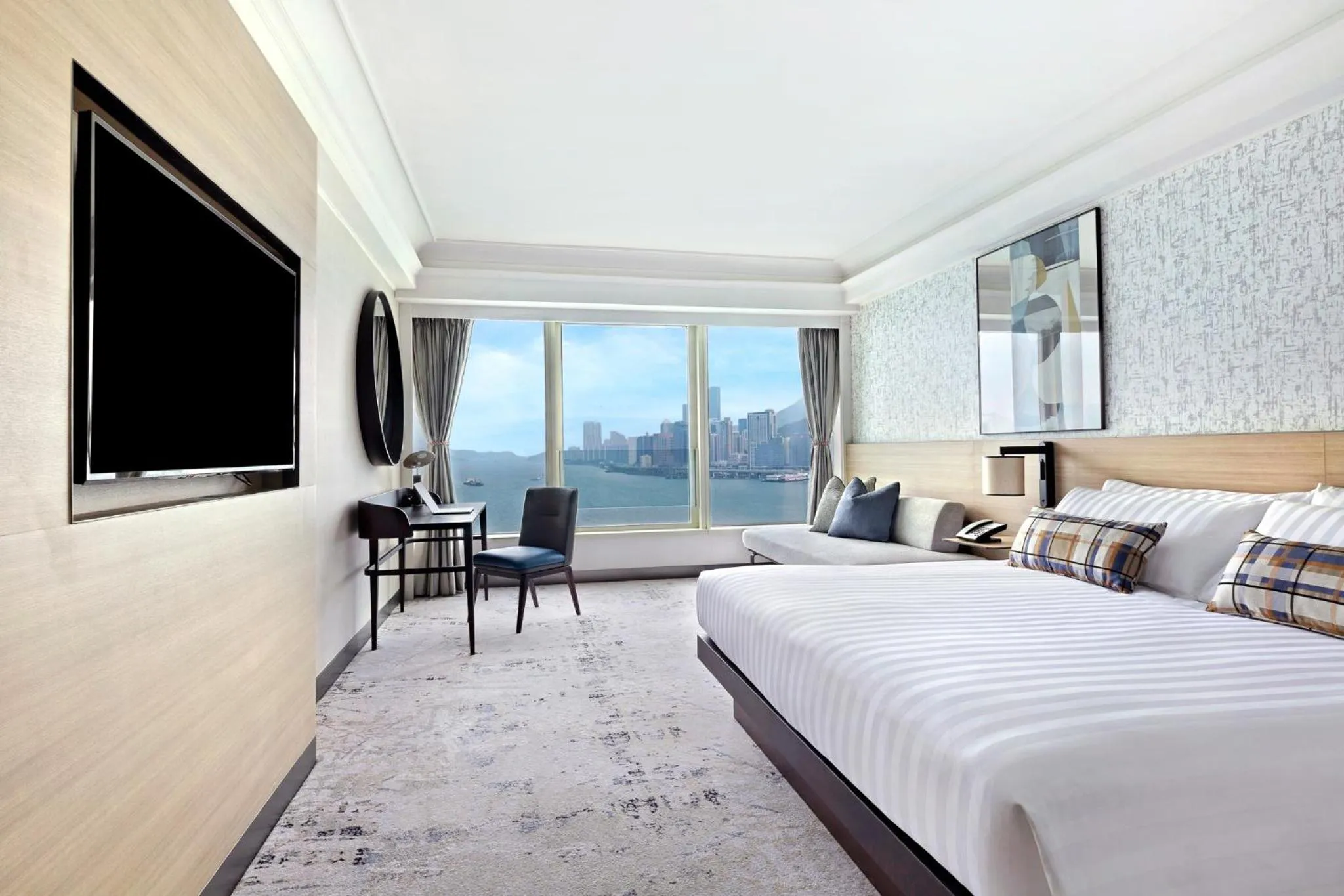 Sea view, Bed in Harbour Grand Kowloon