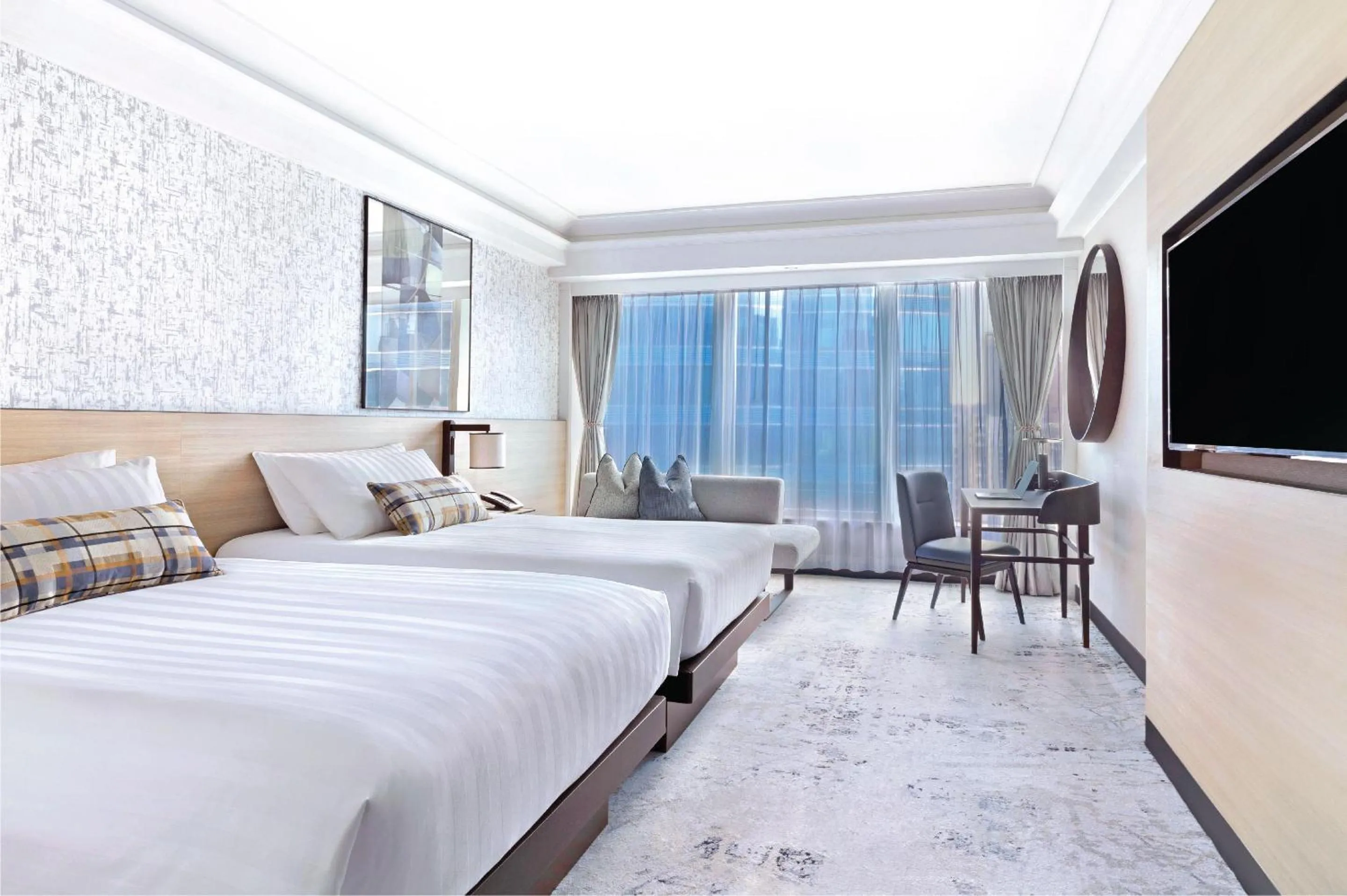 Photo of the whole room, Bed in Harbour Grand Kowloon