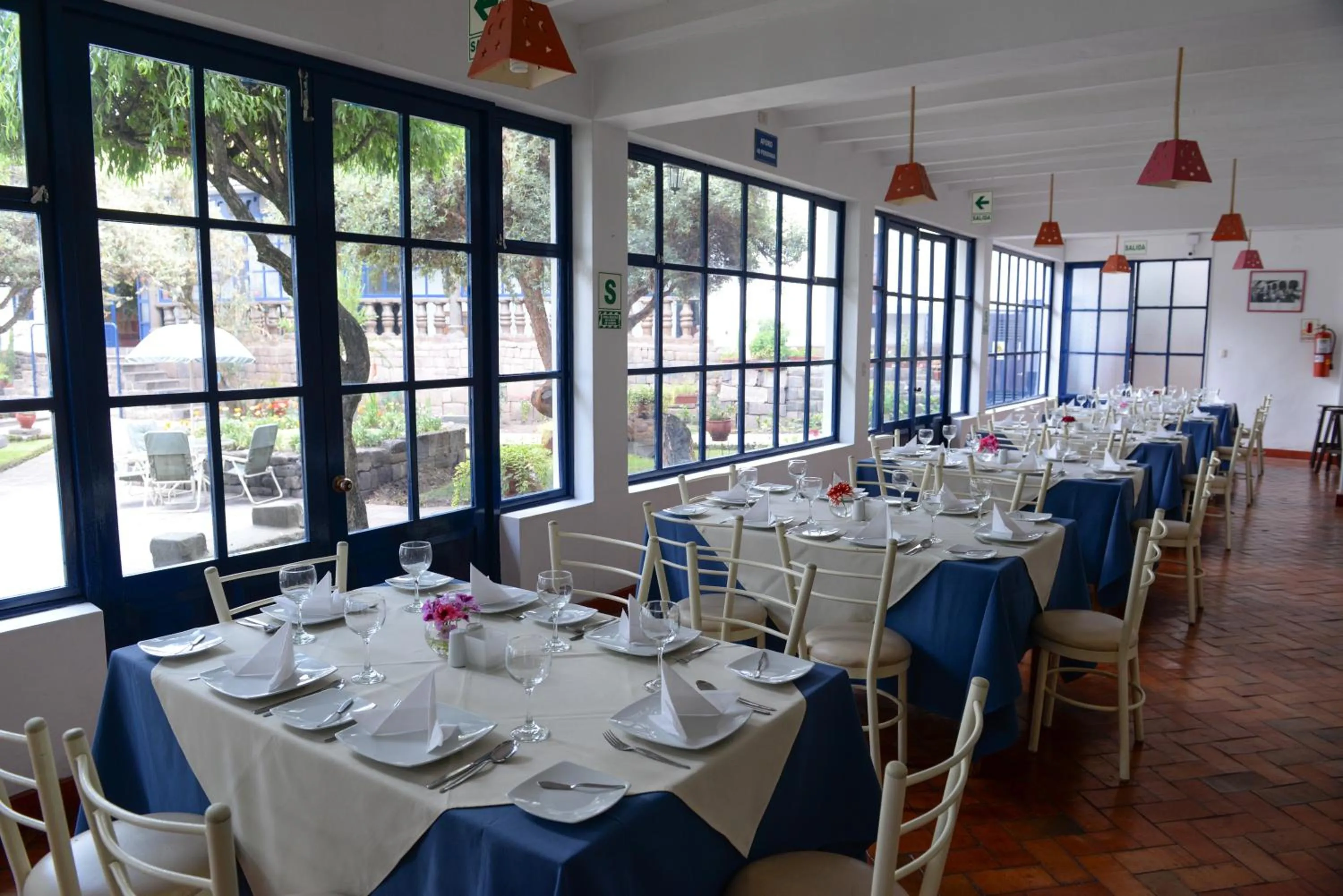 Restaurant/places to eat in La Casa de Fray Bartolome