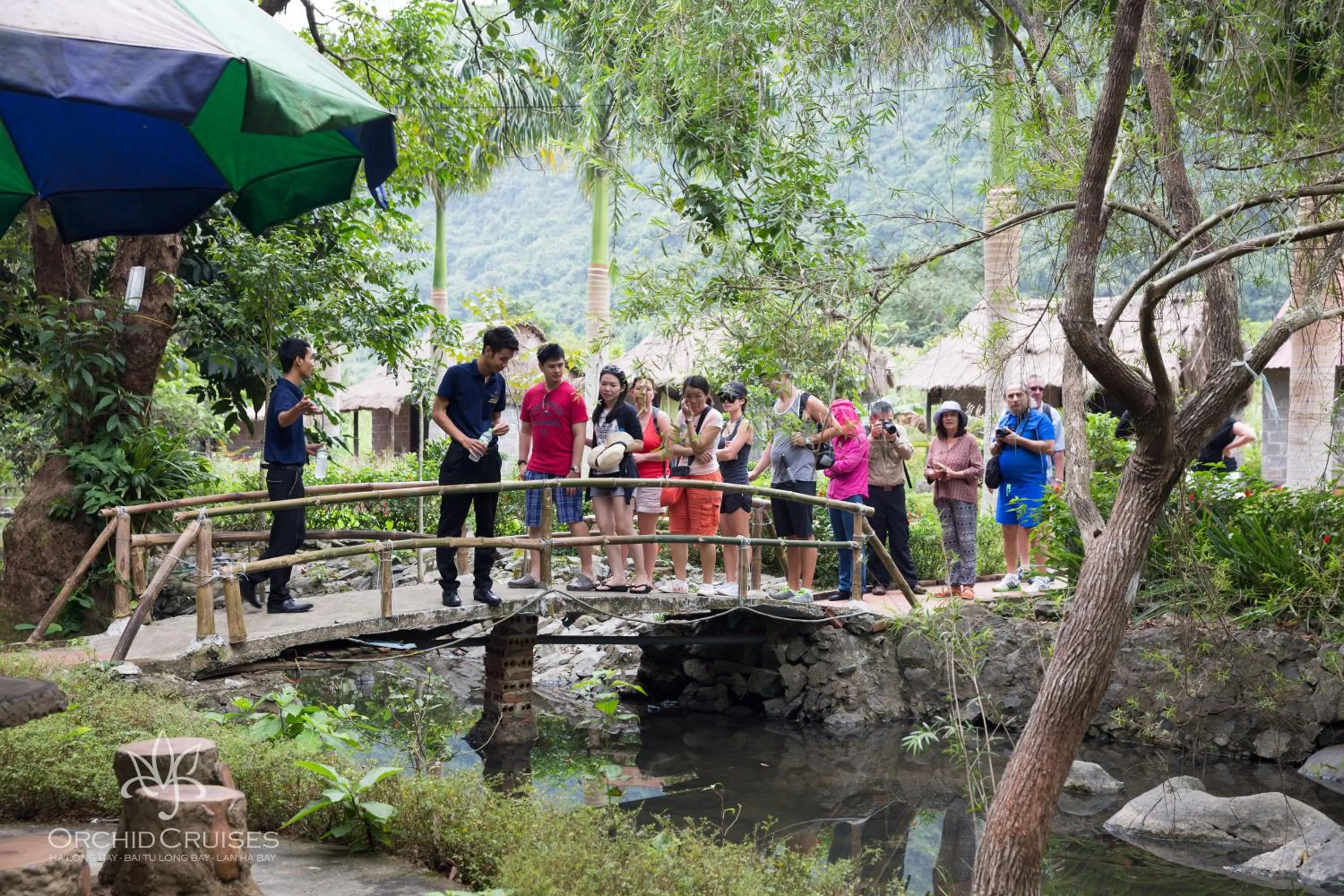 People in Orchid Premium Cruise