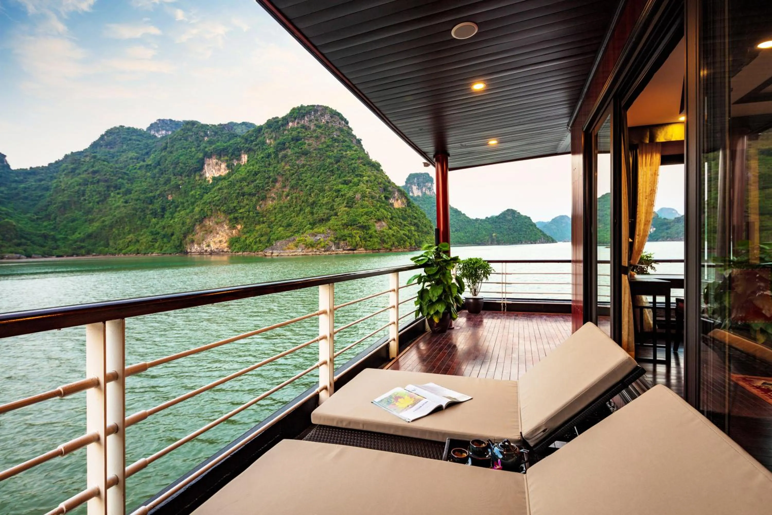 Balcony/Terrace in Orchid Premium Cruise