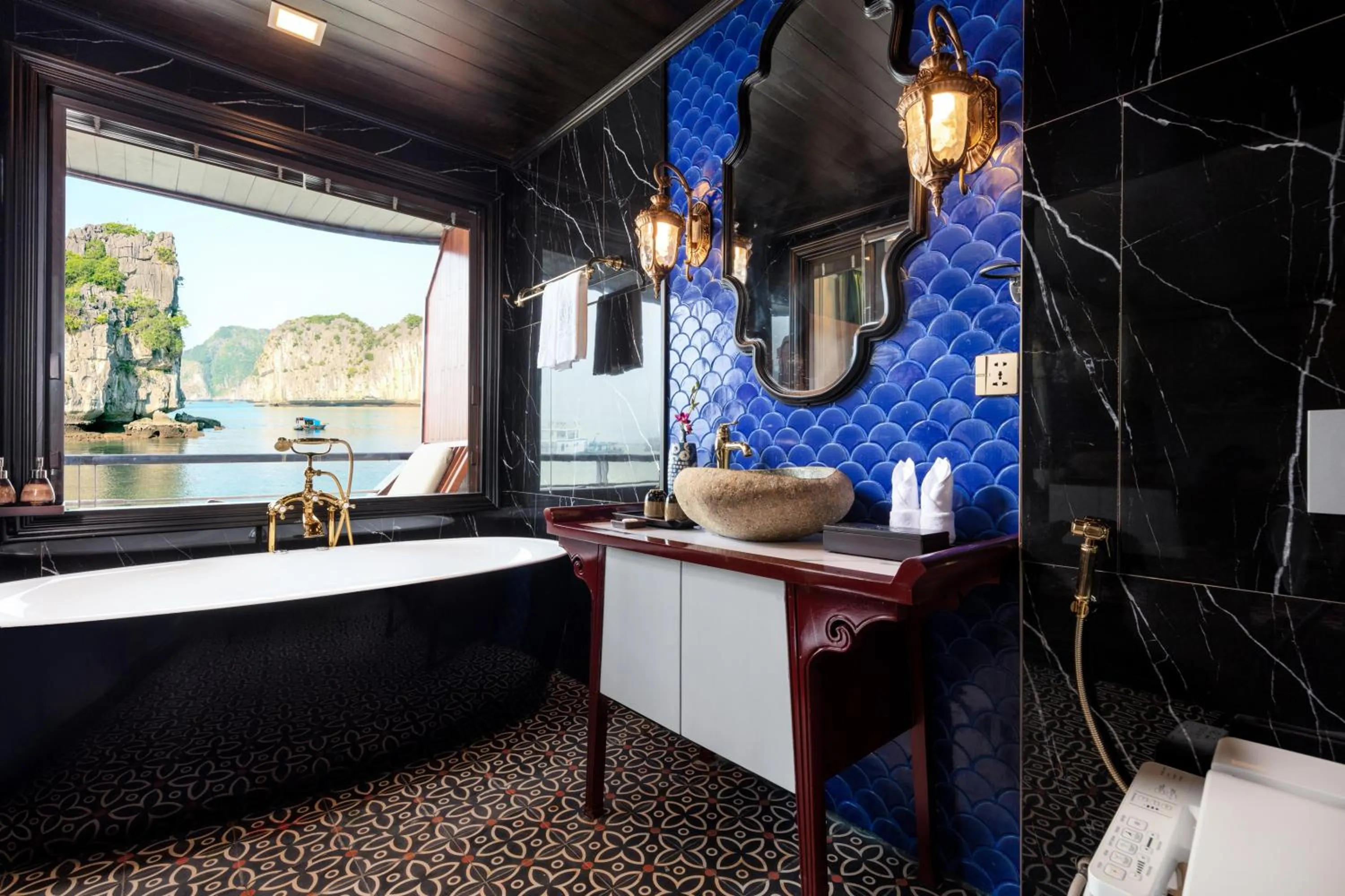 Bathroom in Orchid Premium Cruise