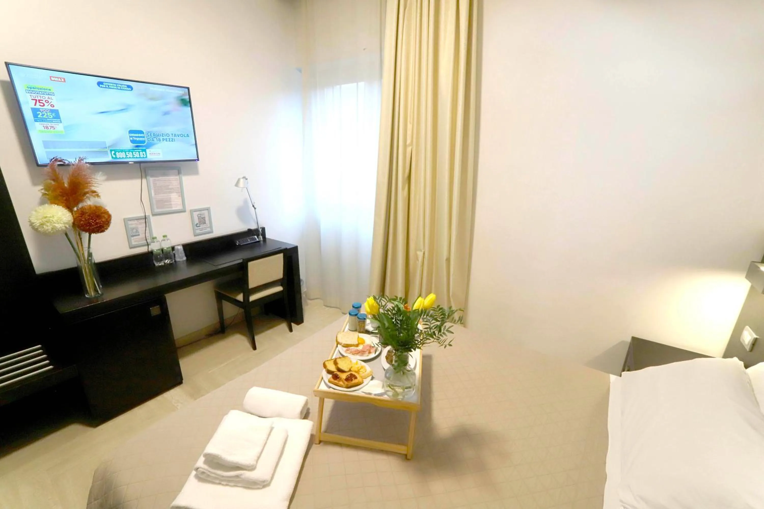 Bed in Albergo Cantiani