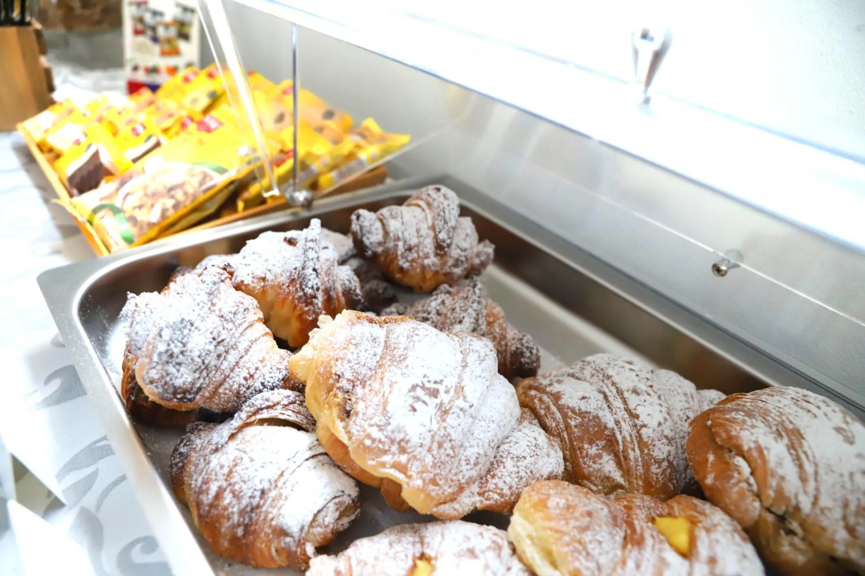 Breakfast in Albergo Cantiani
