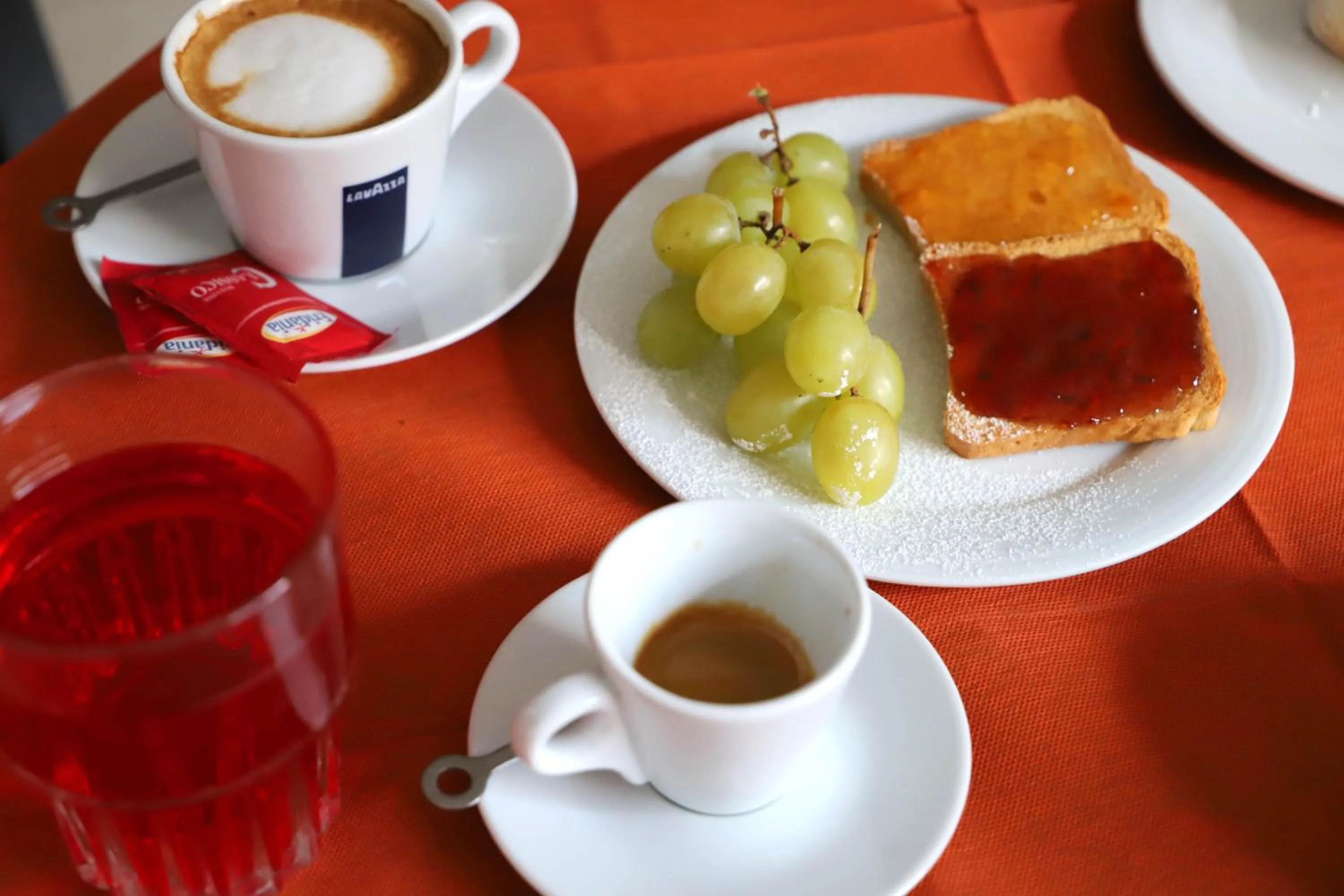 Breakfast in Albergo Cantiani