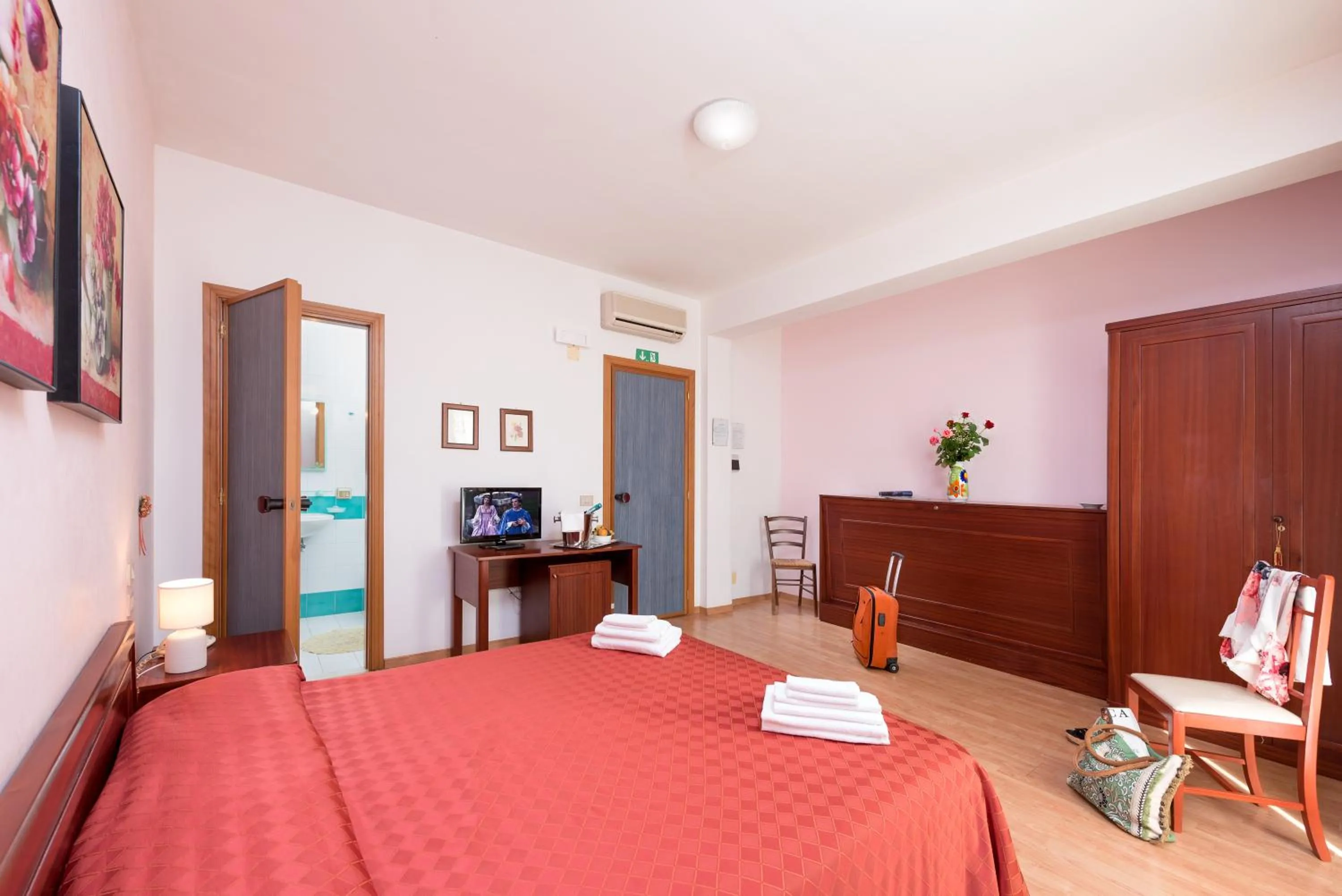 Bed in Hotel Halimeda