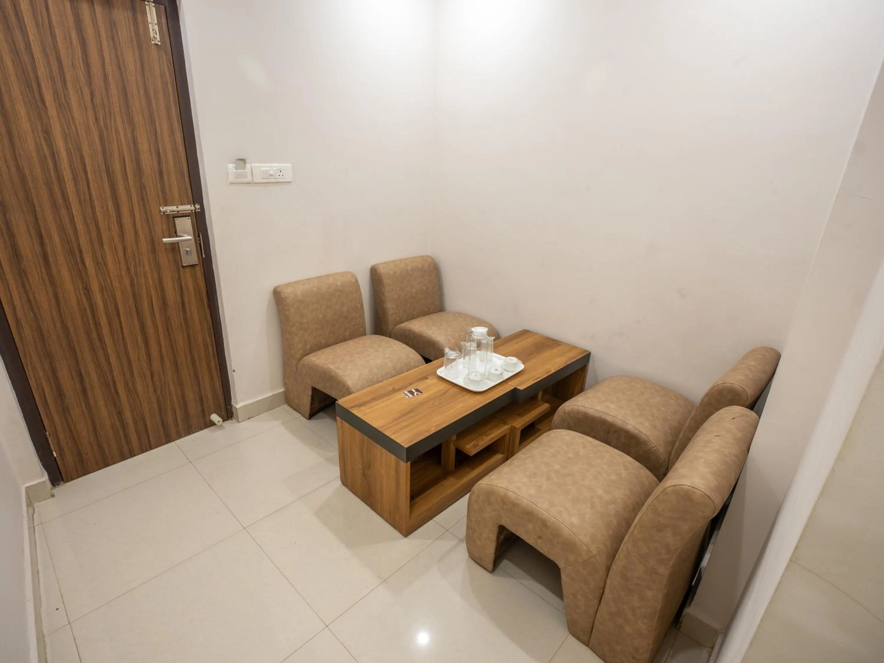 Seating area in Grand Oliver