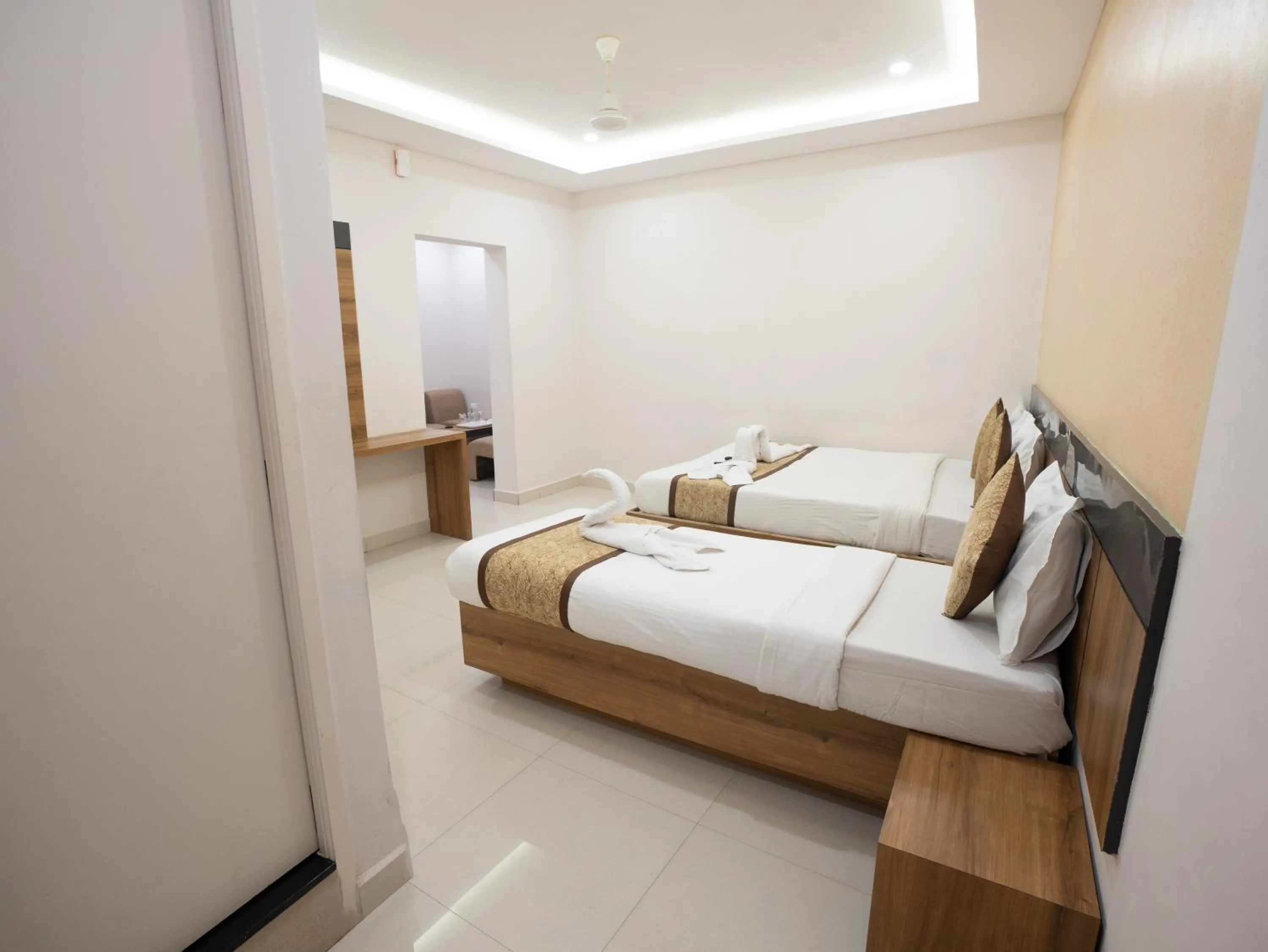 Bedroom, Bed in Grand Oliver