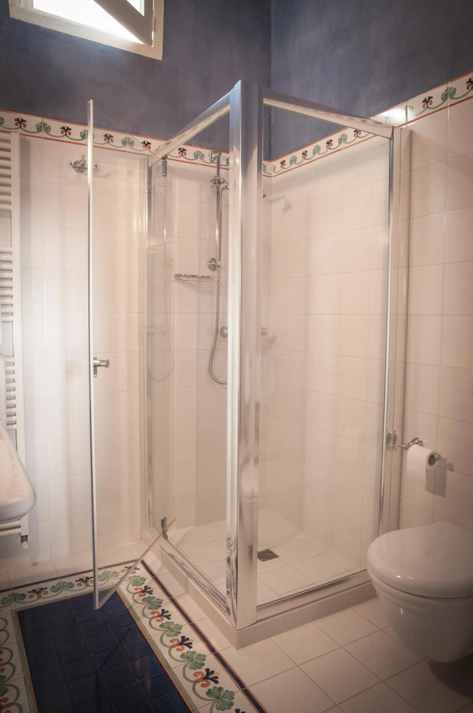 Toilet in Barone Liberty & Luxury SPA-Boutique Hotel