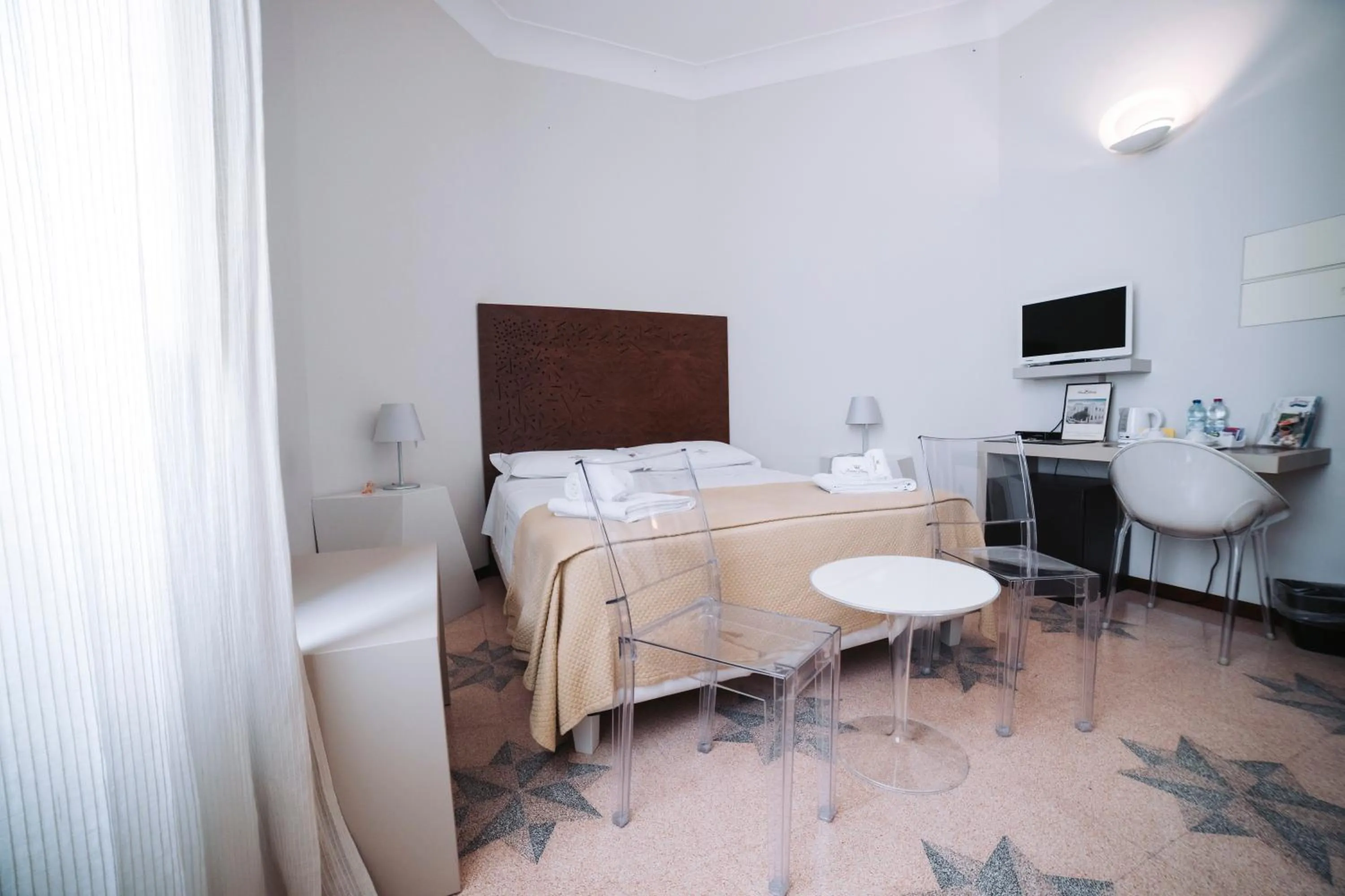 Bed in Barone Liberty & Luxury SPA-Boutique Hotel