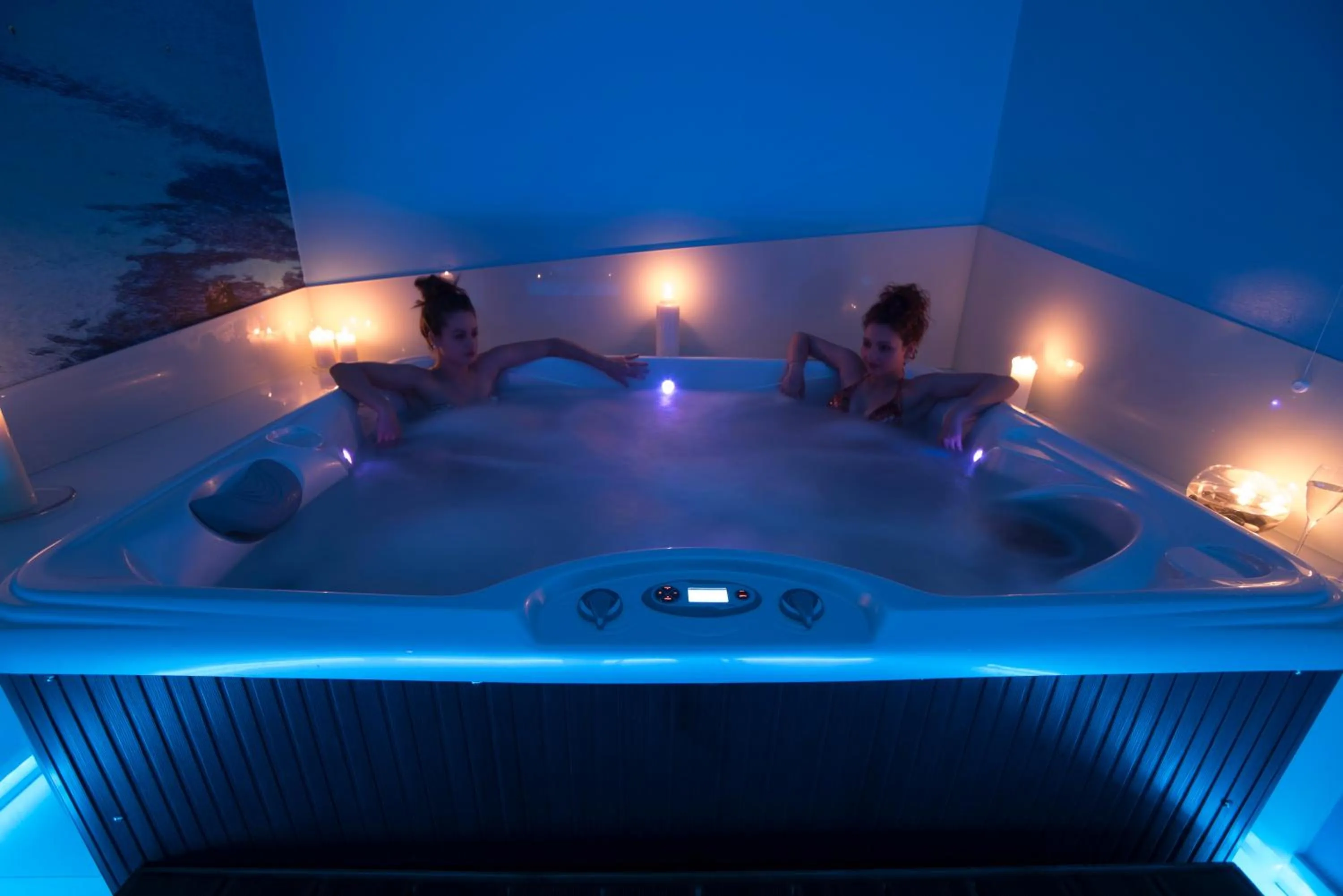 Hot Tub in Barone Liberty & Luxury SPA-Boutique Hotel