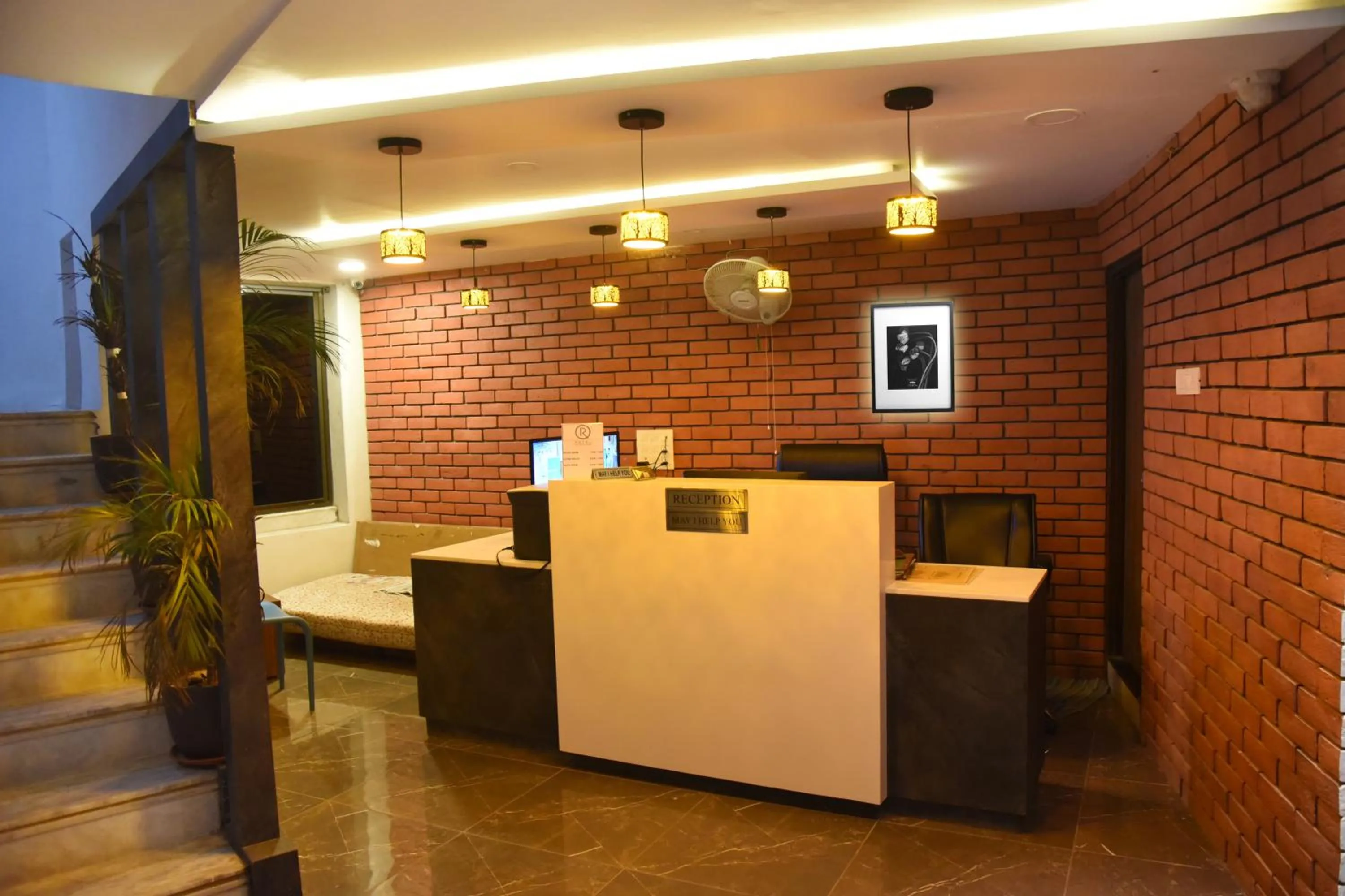Lobby or reception in HOTEL RAJPATH INN