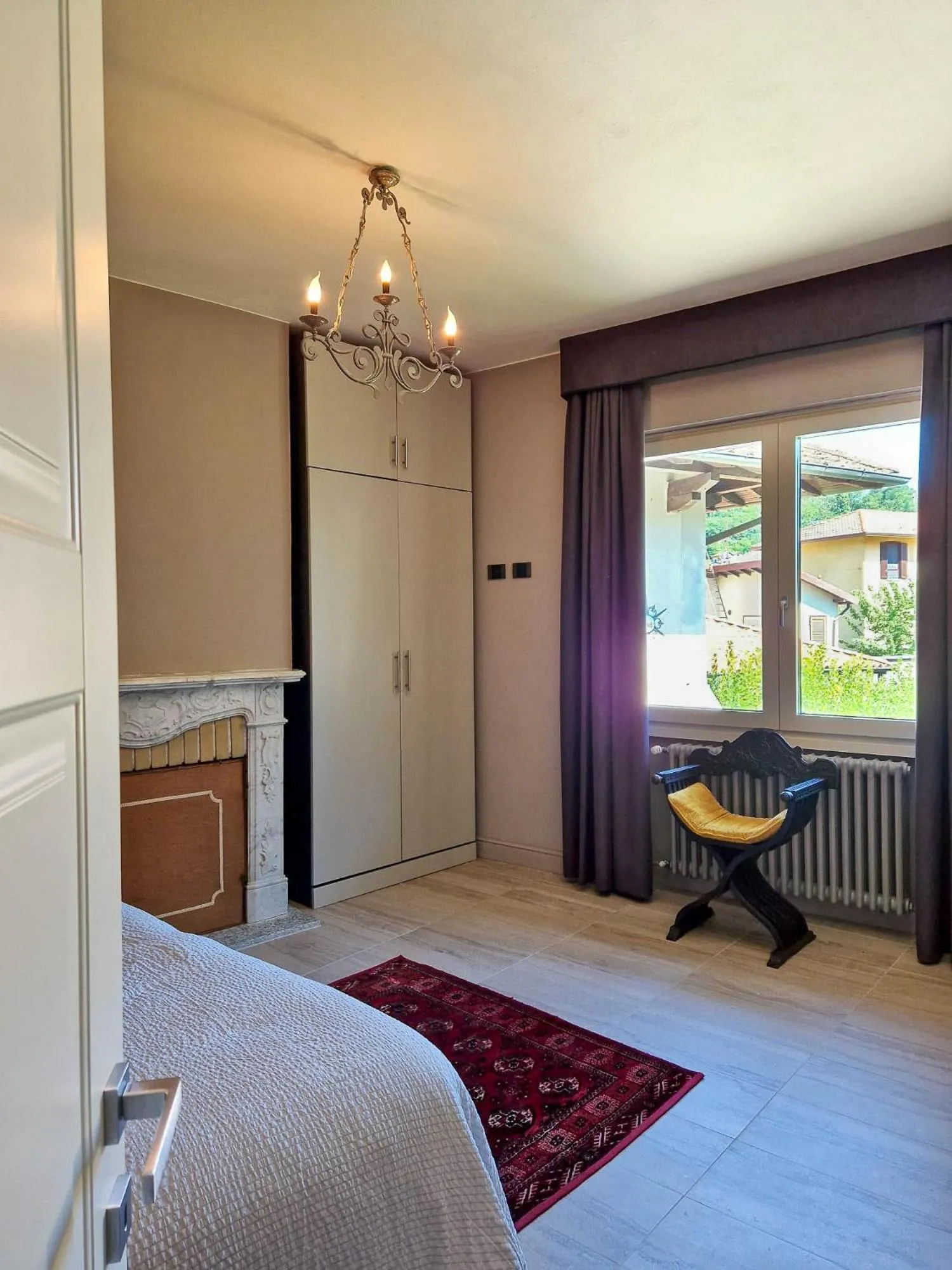 Bathroom, Bed in Villa Sarchi